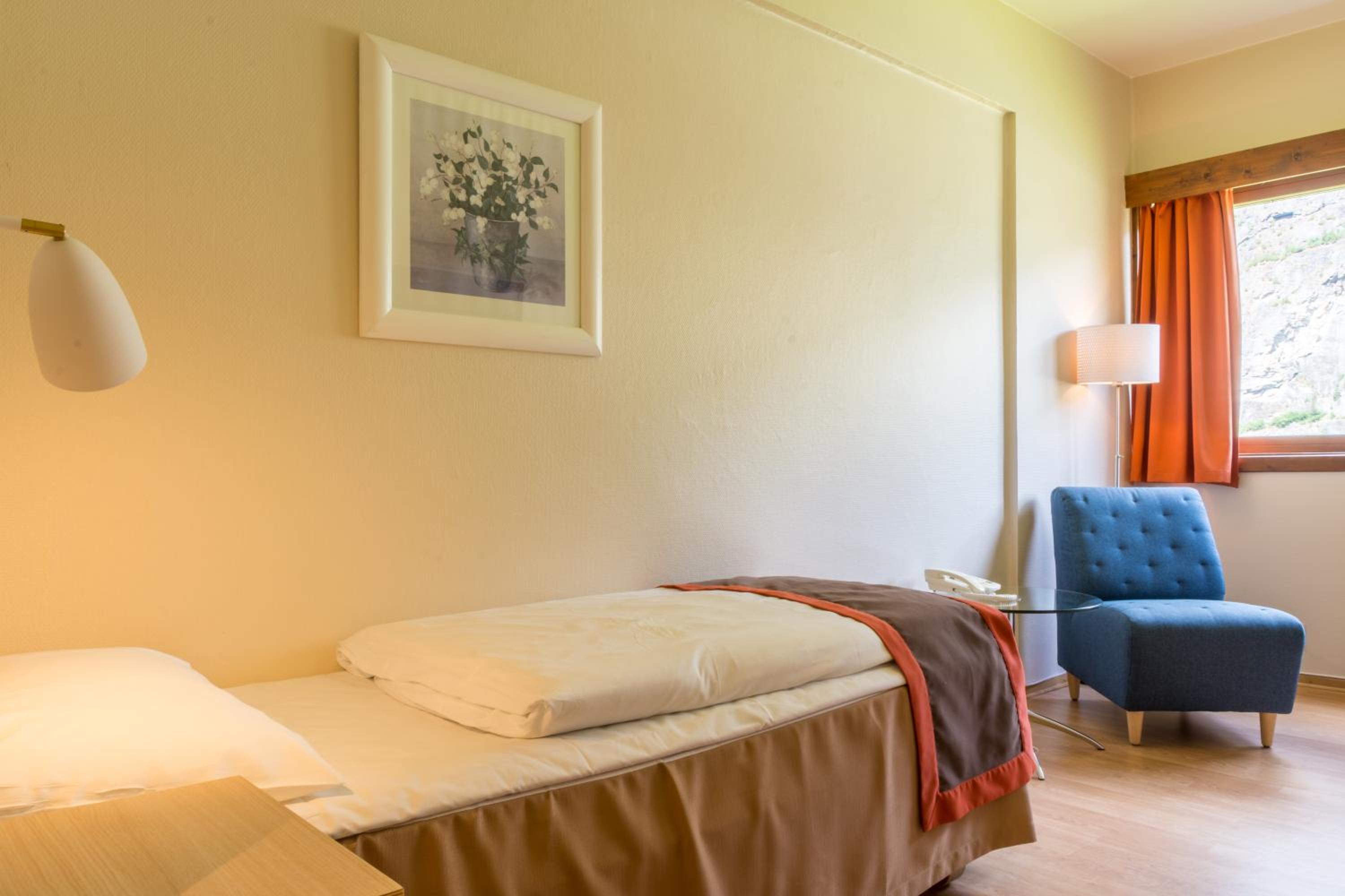 Single Room photo 3