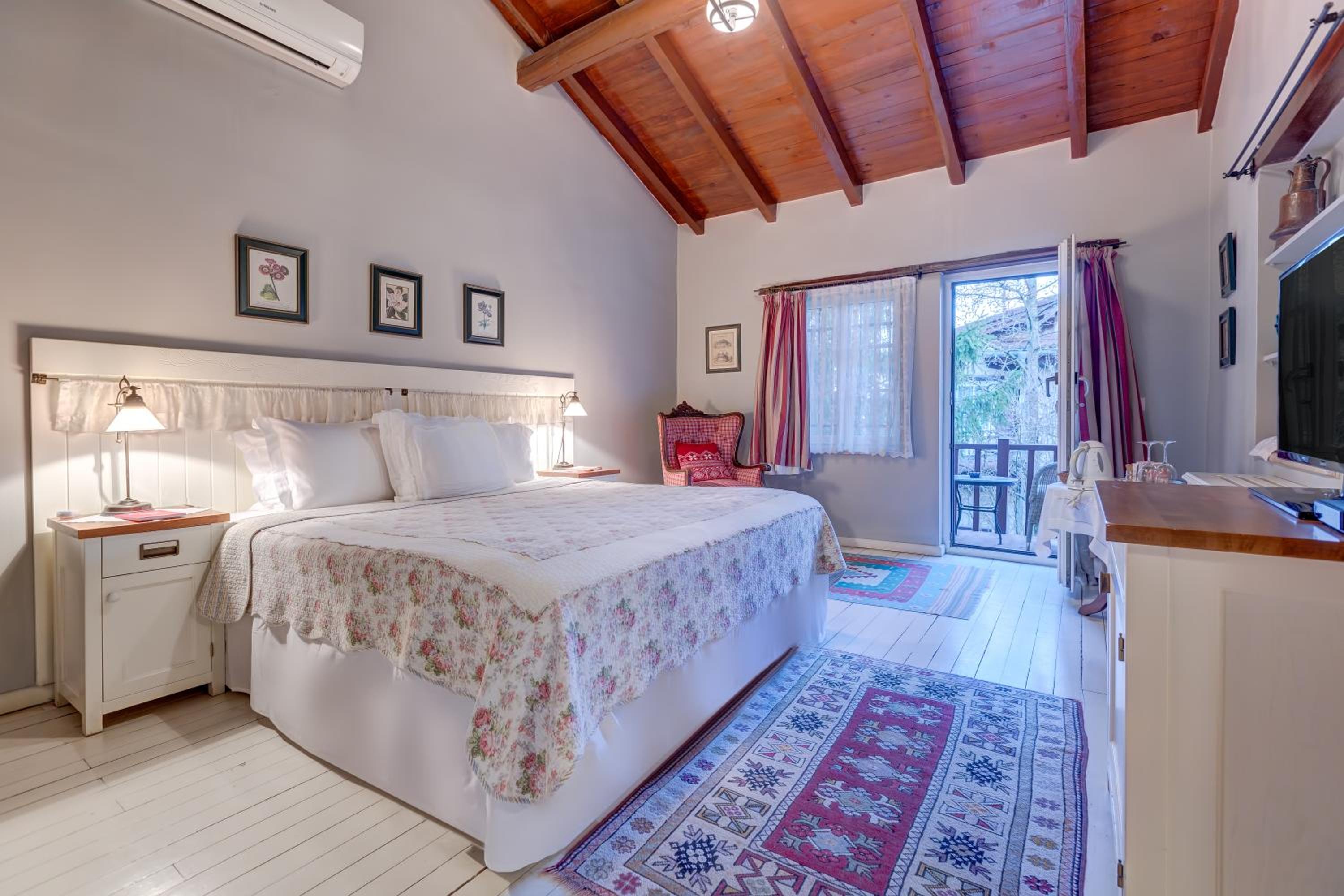 Superior Room with Balcony