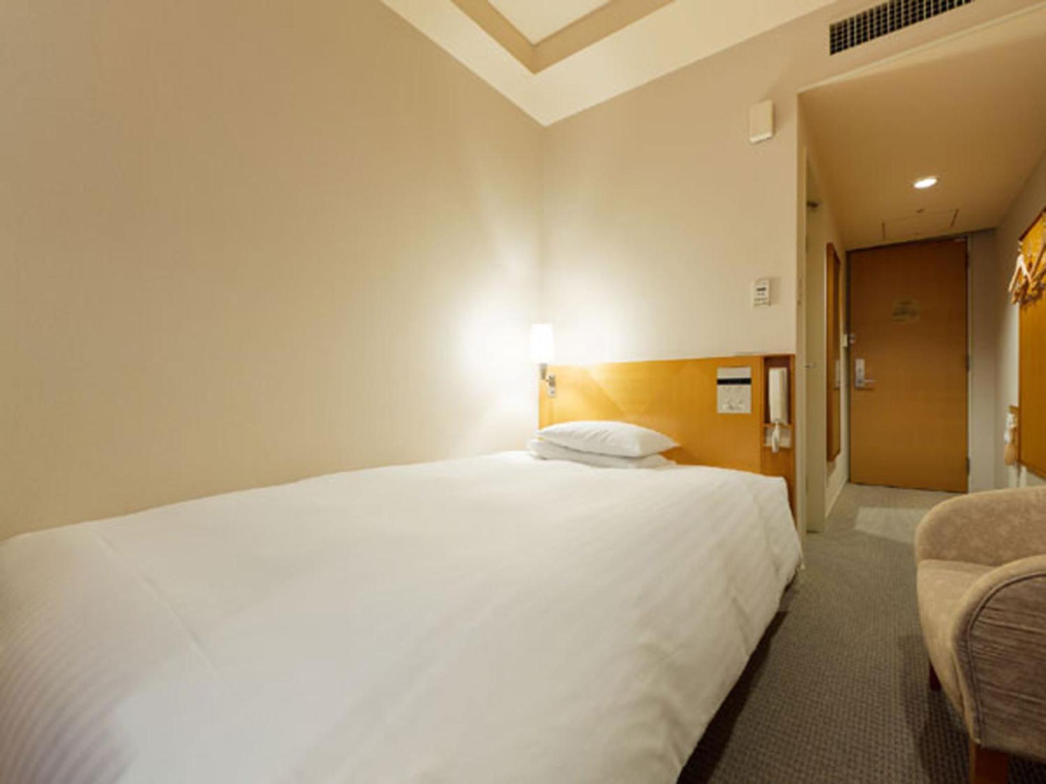 Single Room - Non-Smoking photo 1