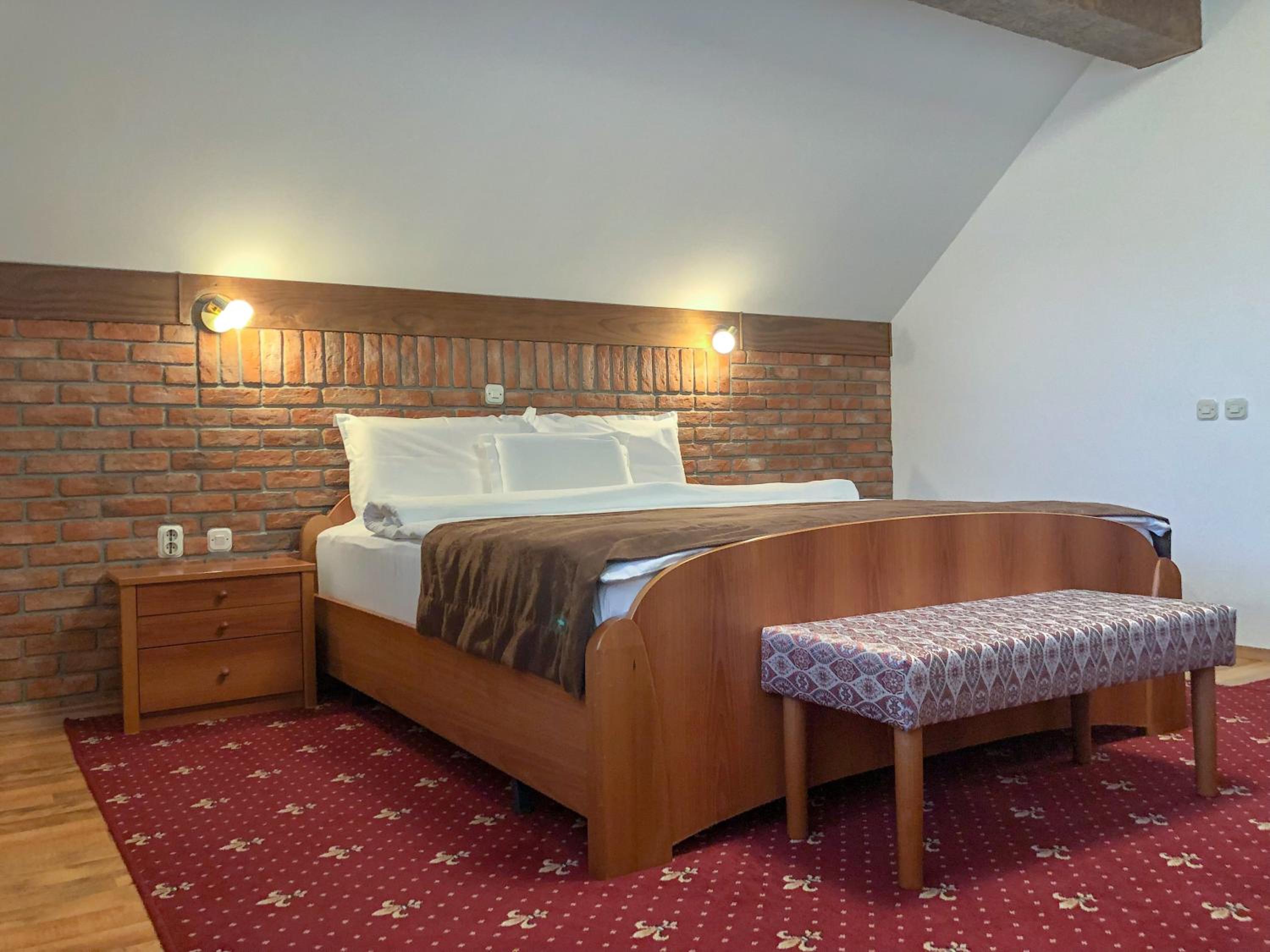 Standard Single Room