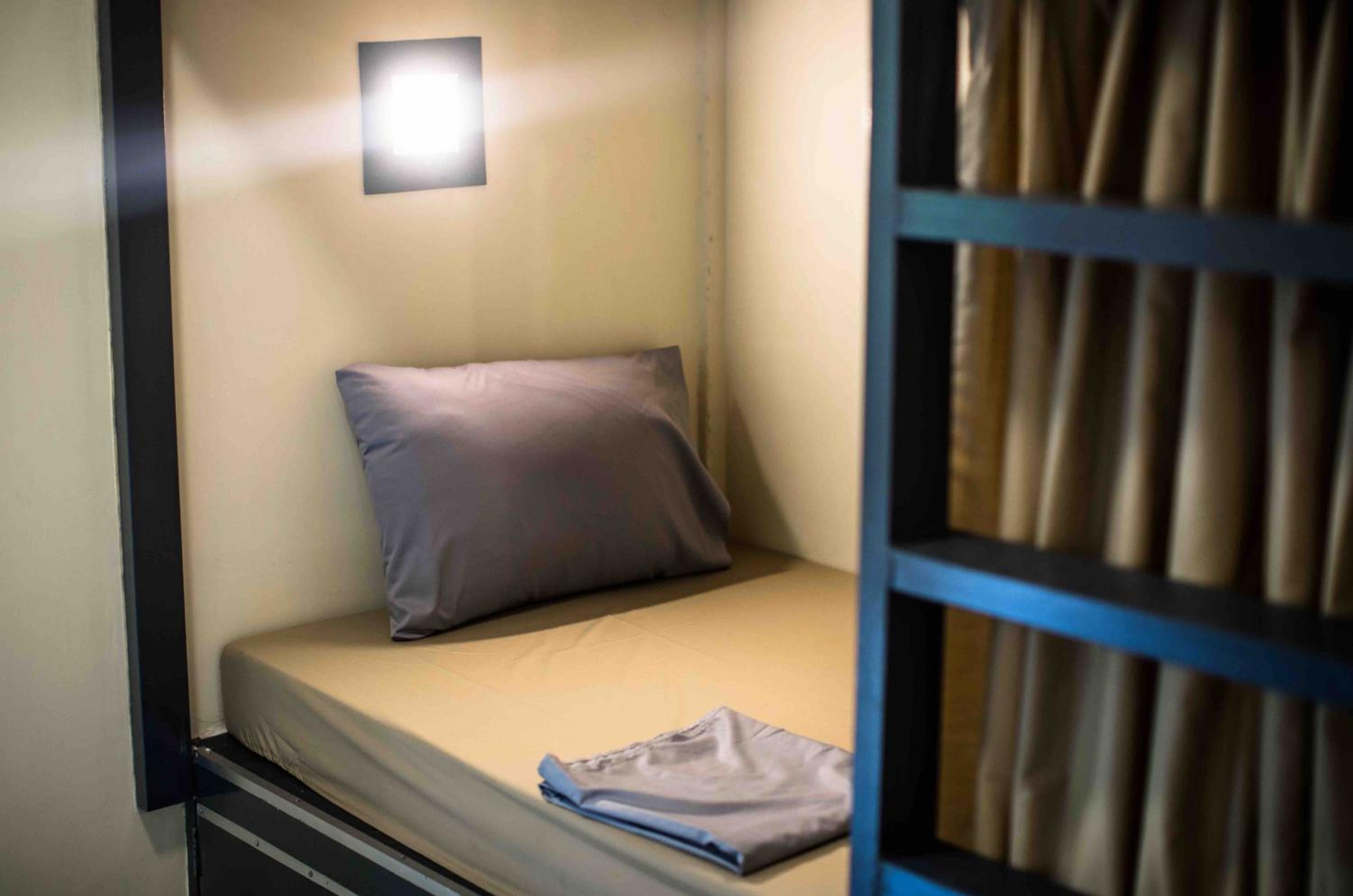 Bed in 10-Bed Mixed Dormitory Room photo 1