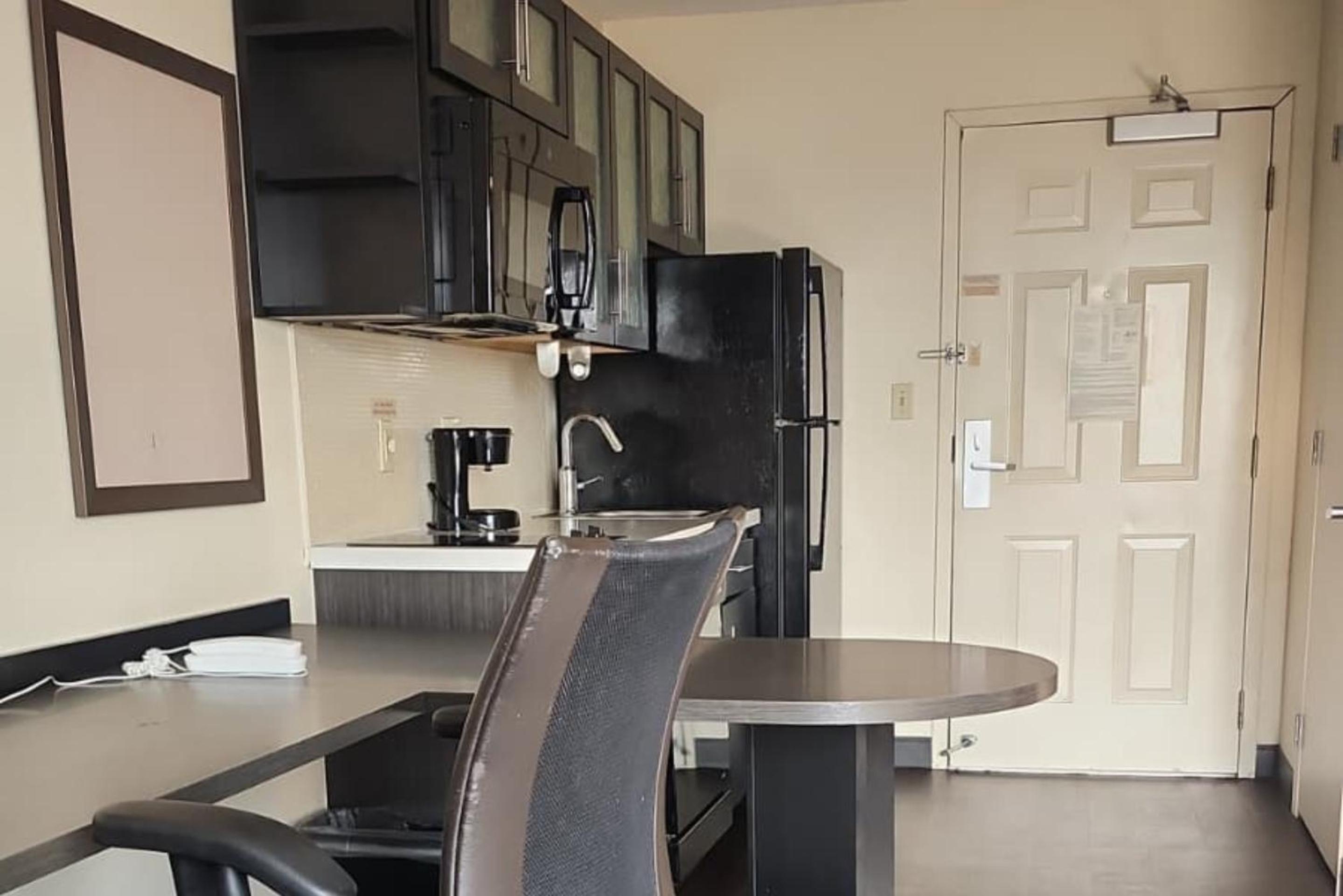 Coratel Suites Extended Stay MSP Airport Minneapolis Richfield, Photo 3