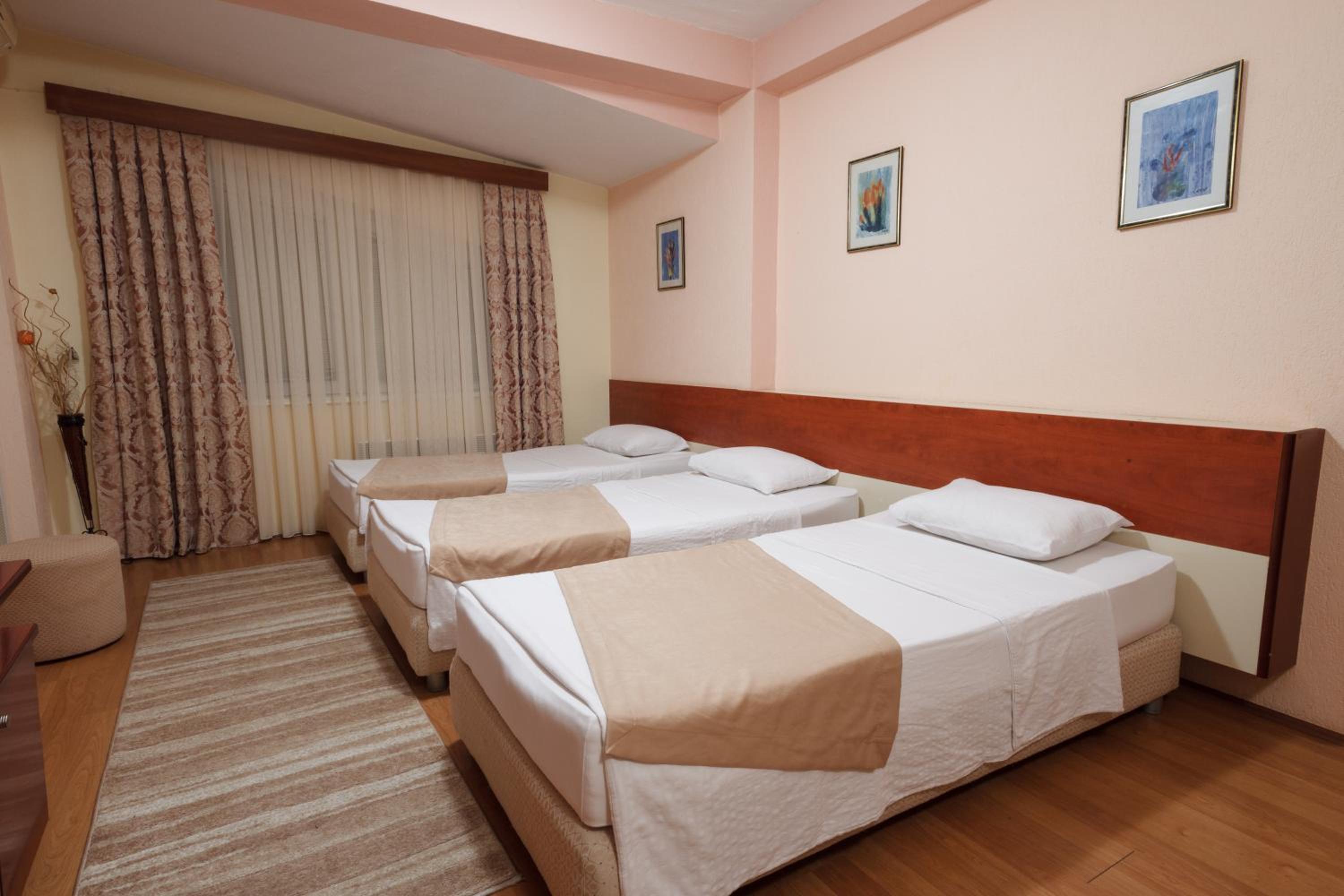 Triple Room - Photo 4