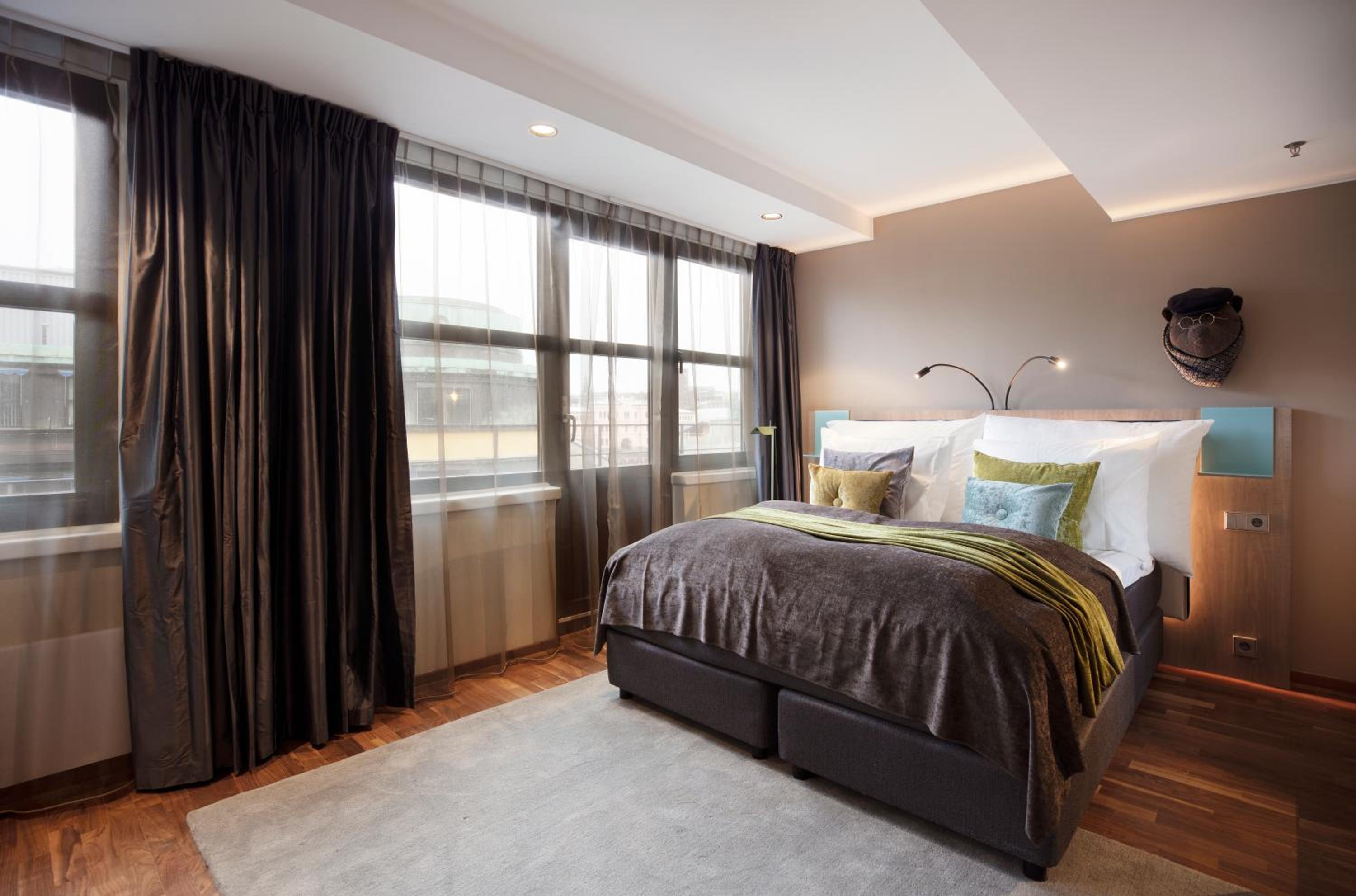 Superior Double or Twin Room thumbnail 5