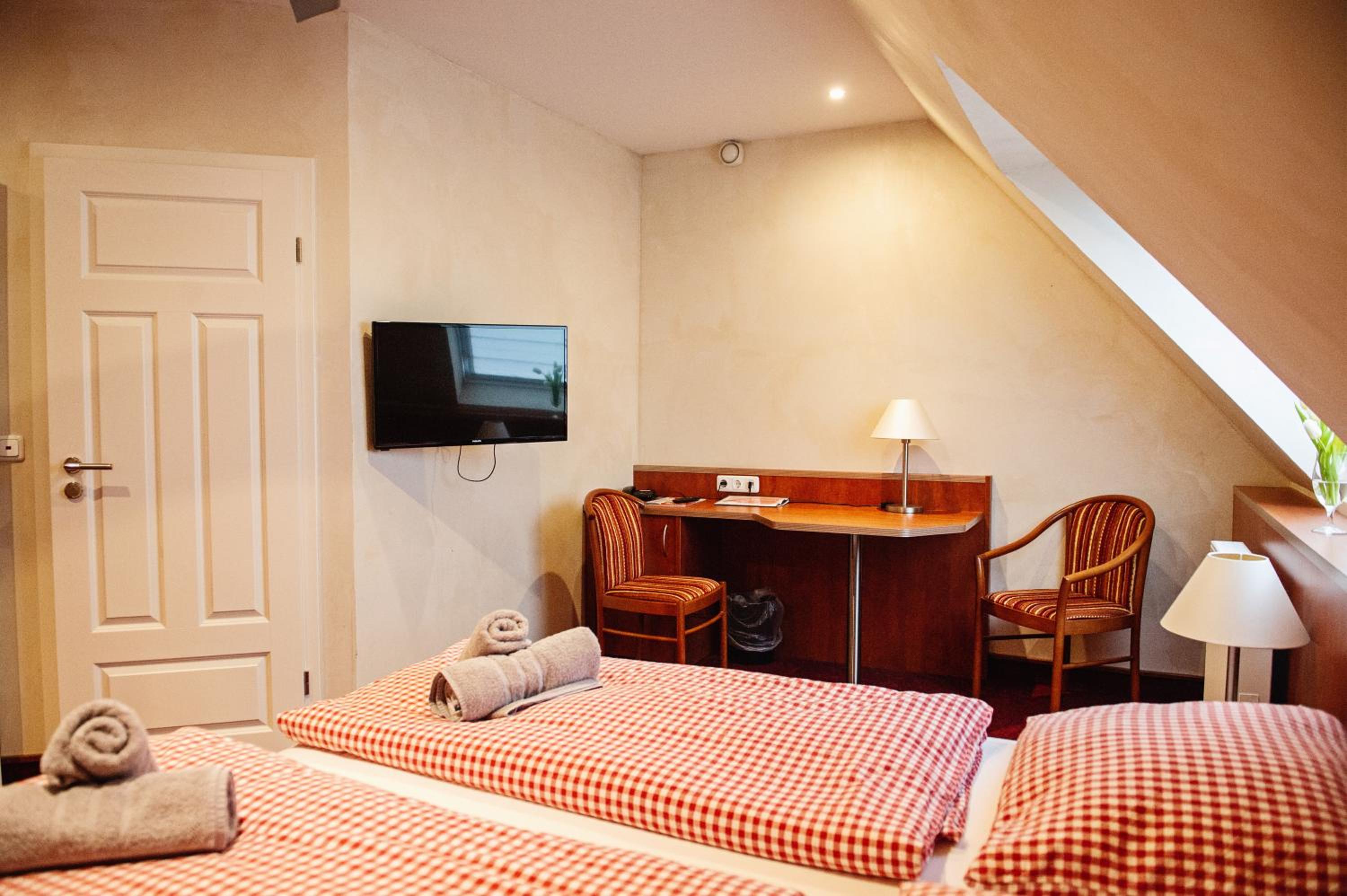 Single Room photo 2