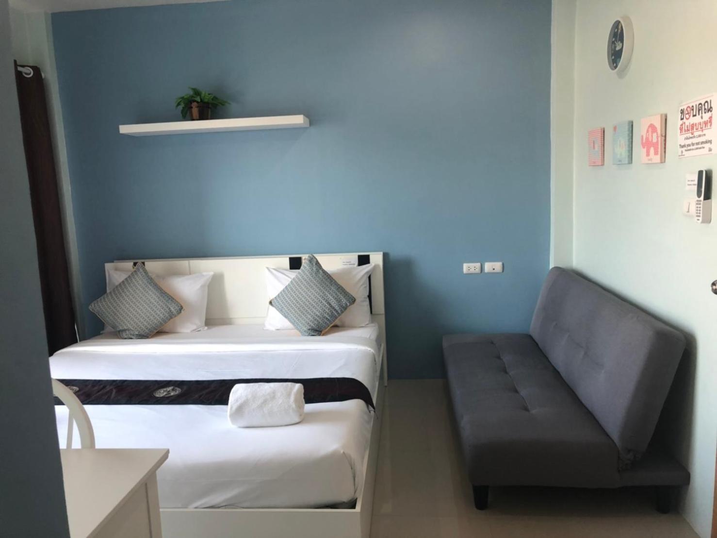 Studio with Sofa Bed - Photo 1