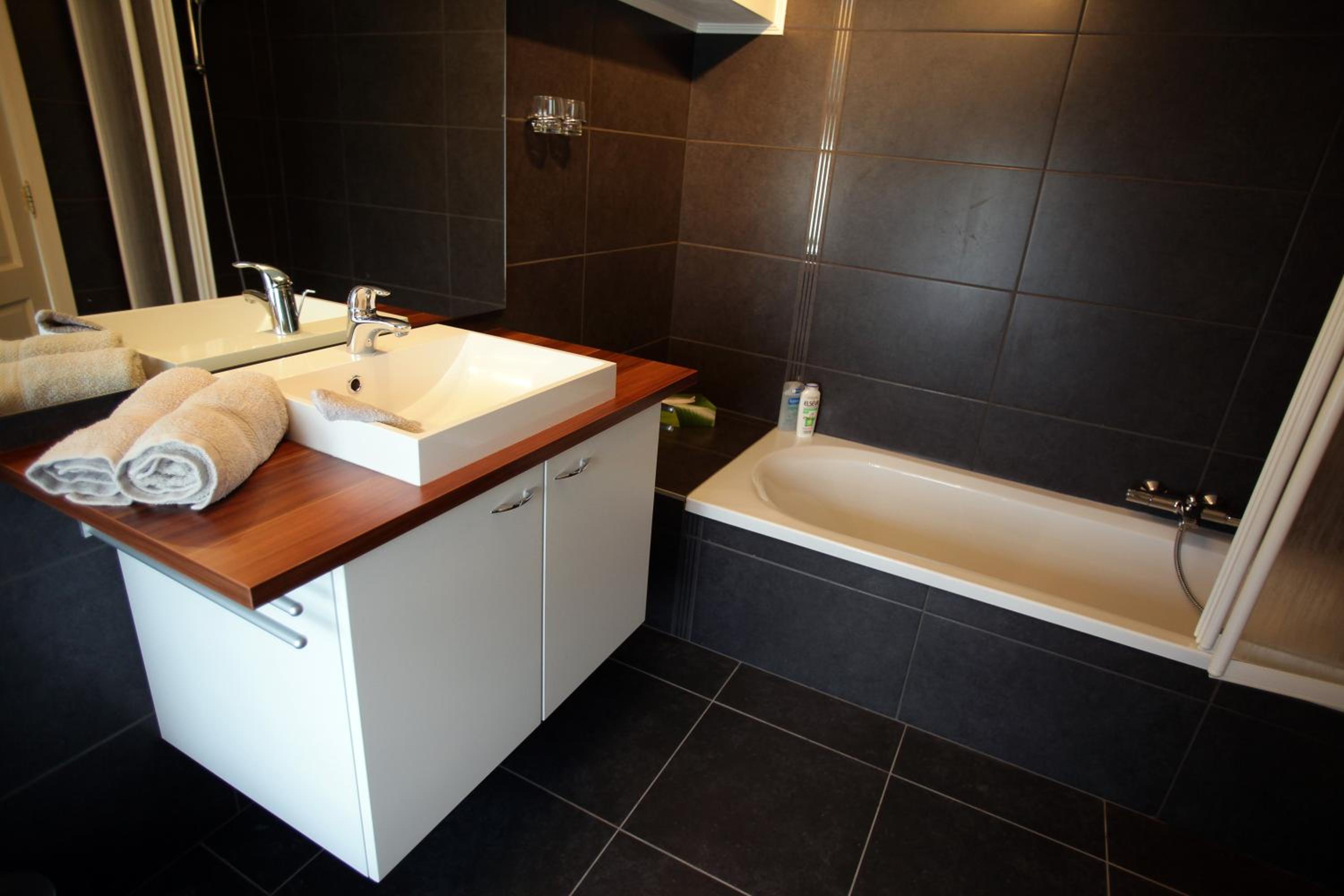Double Room with Private Bathroom photo 3