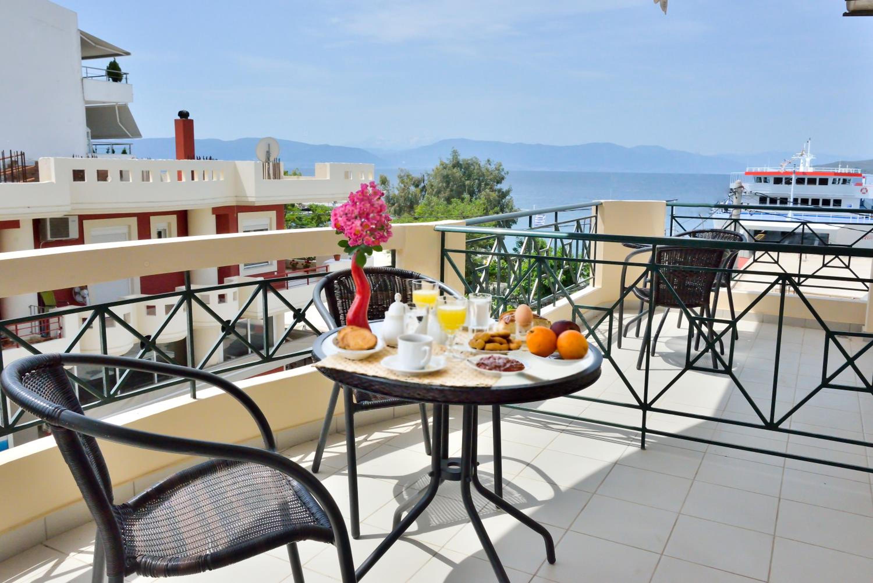 Studio with Sea View (2 Adults) photo 2