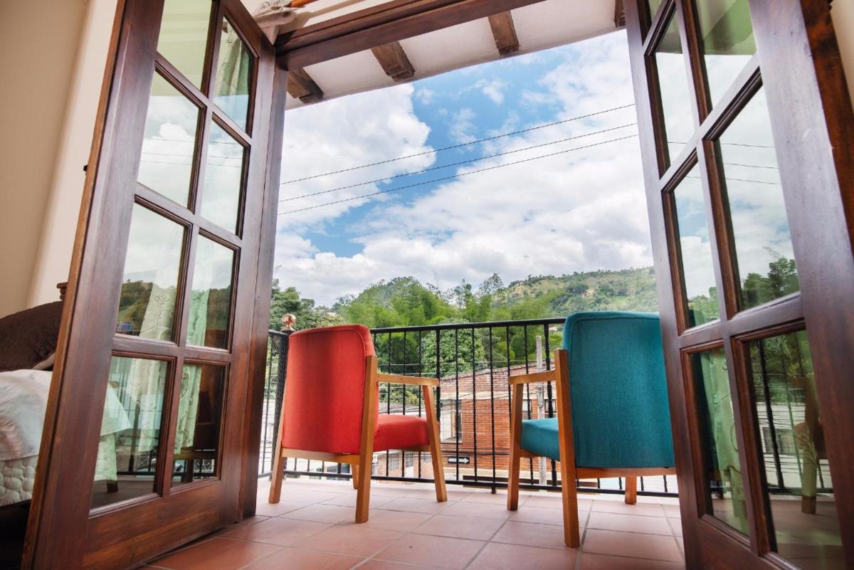 Twin Room with Balcony photo 2