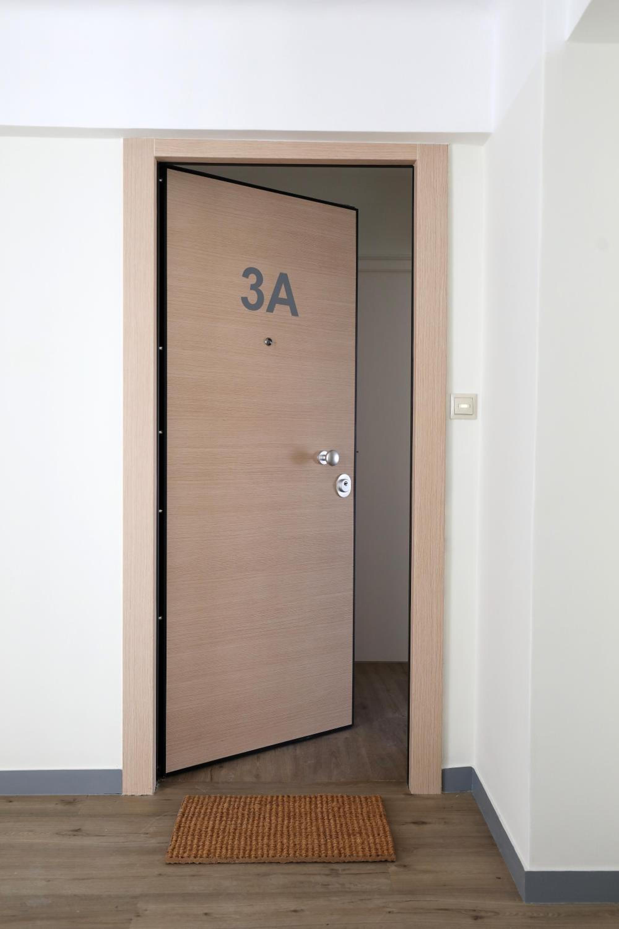 Two-Bedroom Apartment with View photo 2