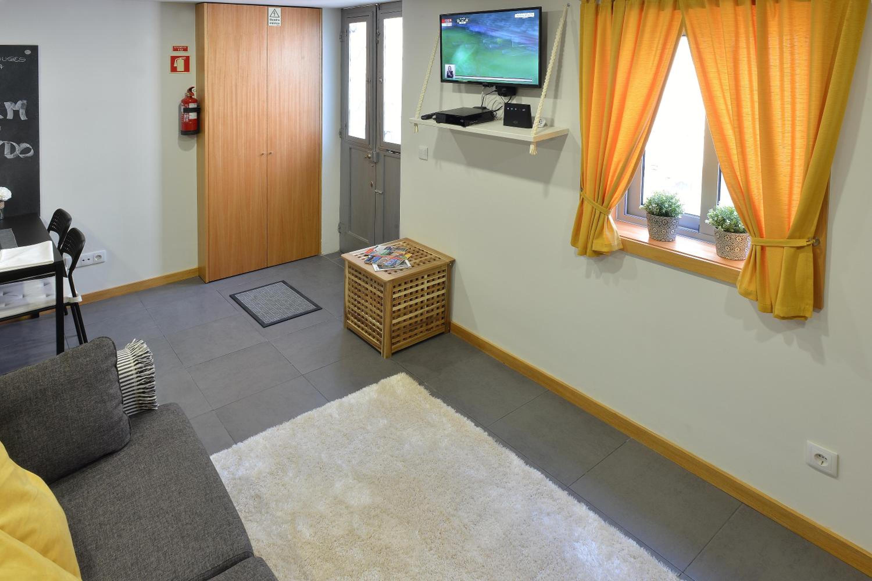 Apartment - Photo 38