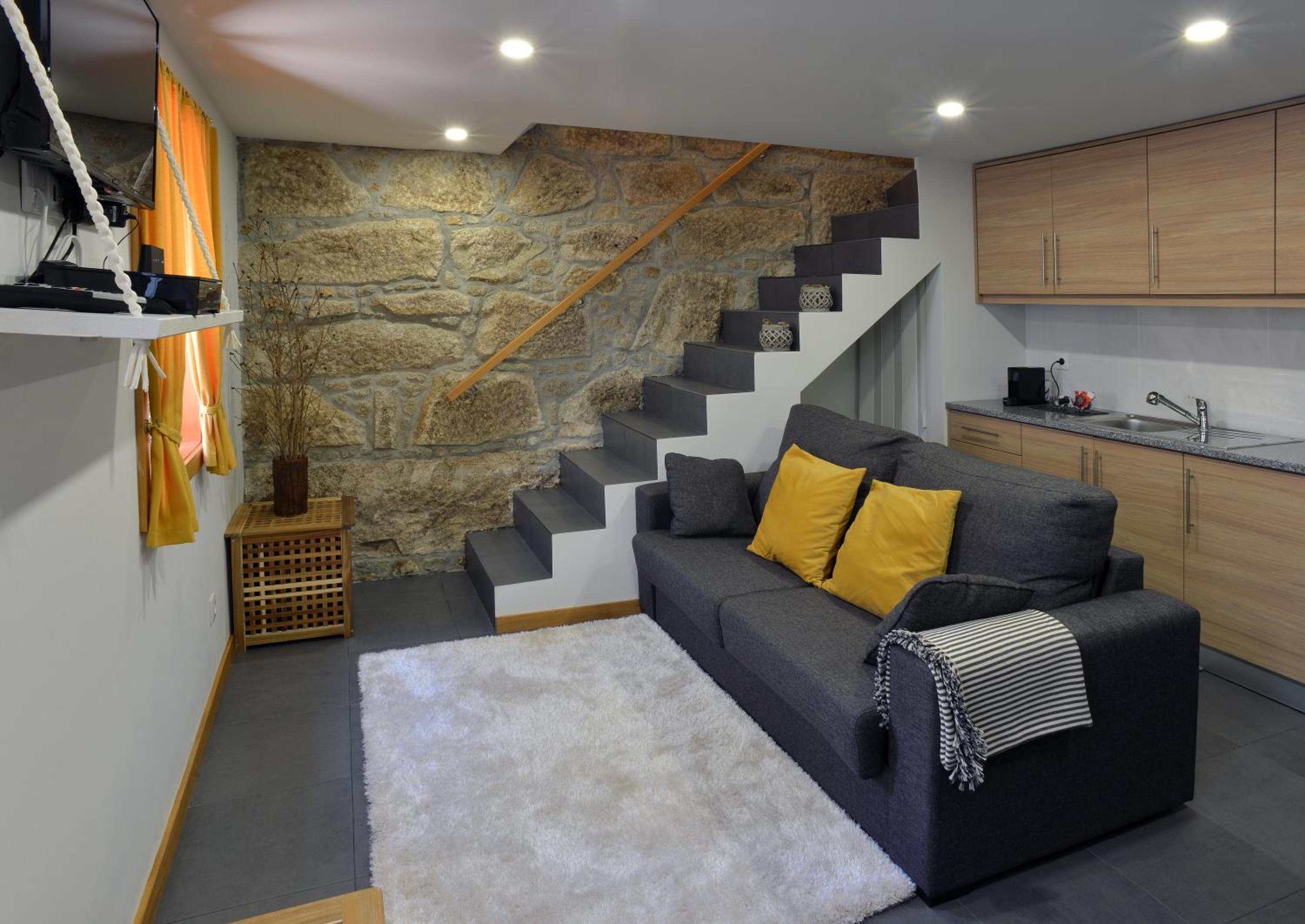 Apartment - Photo 16