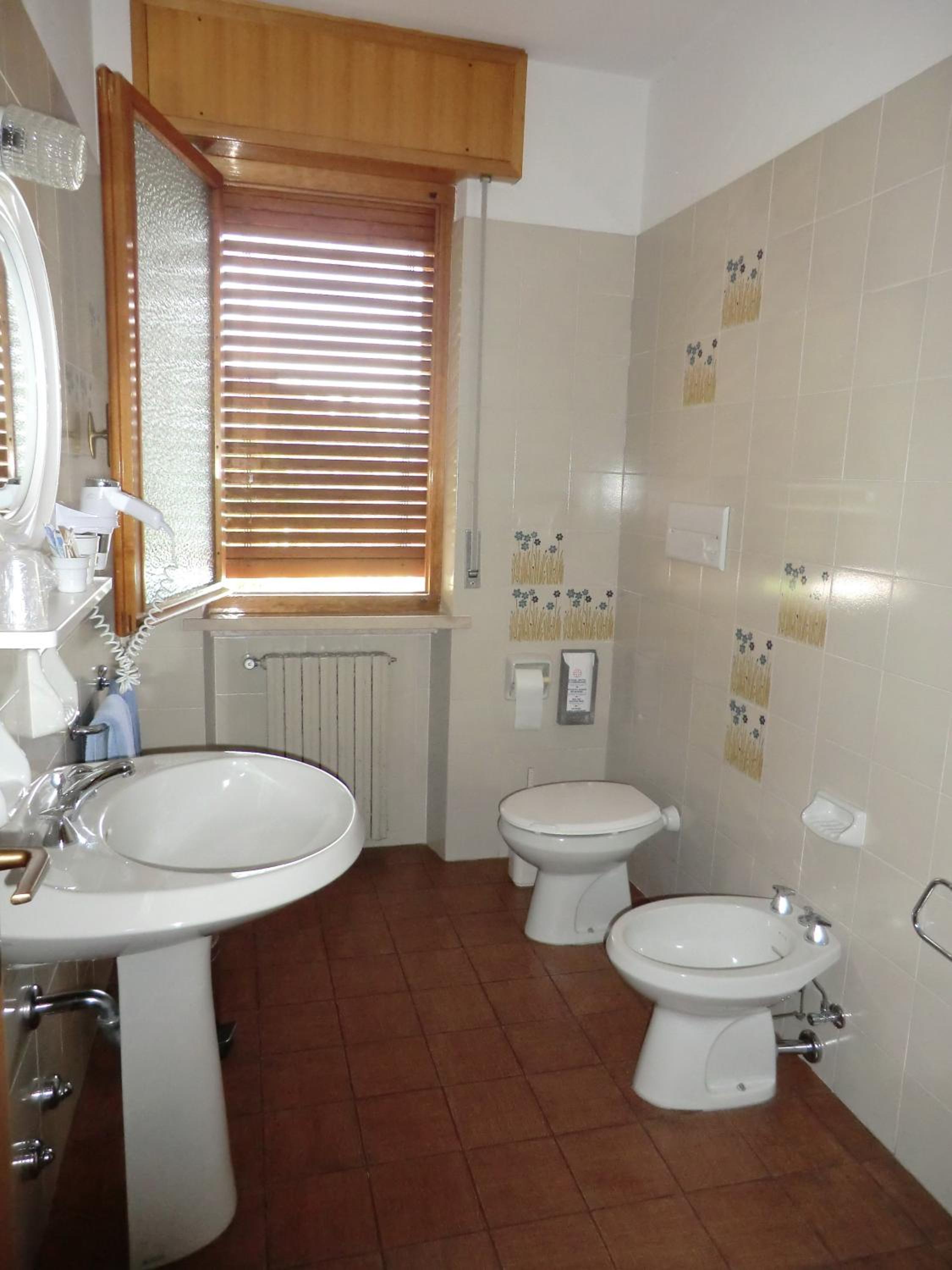 Double Room - Photo 20