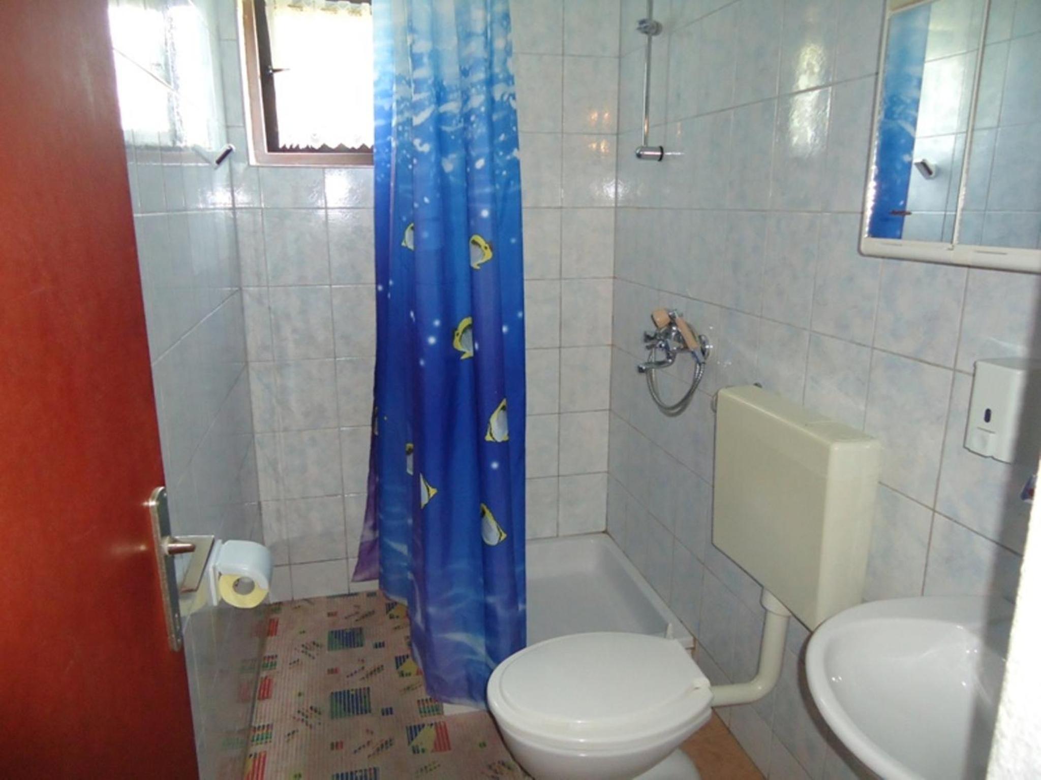 One-Bedroom Apartment - Photo 29