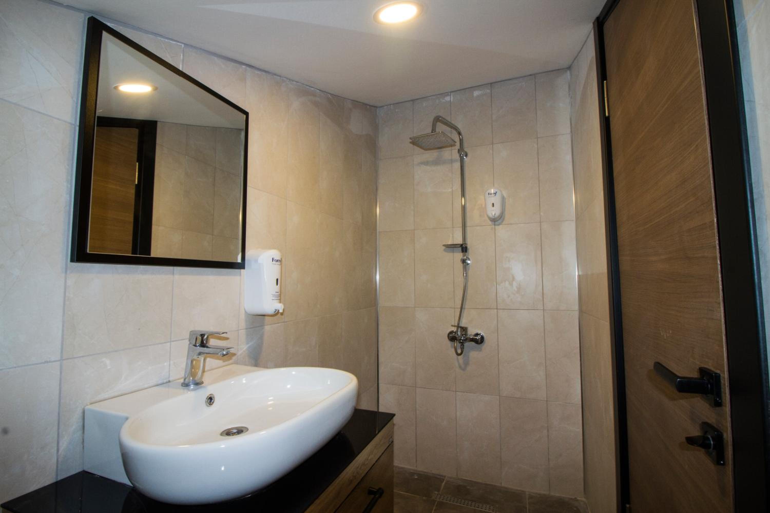 Superior Apartment with Terrace - Photo 3