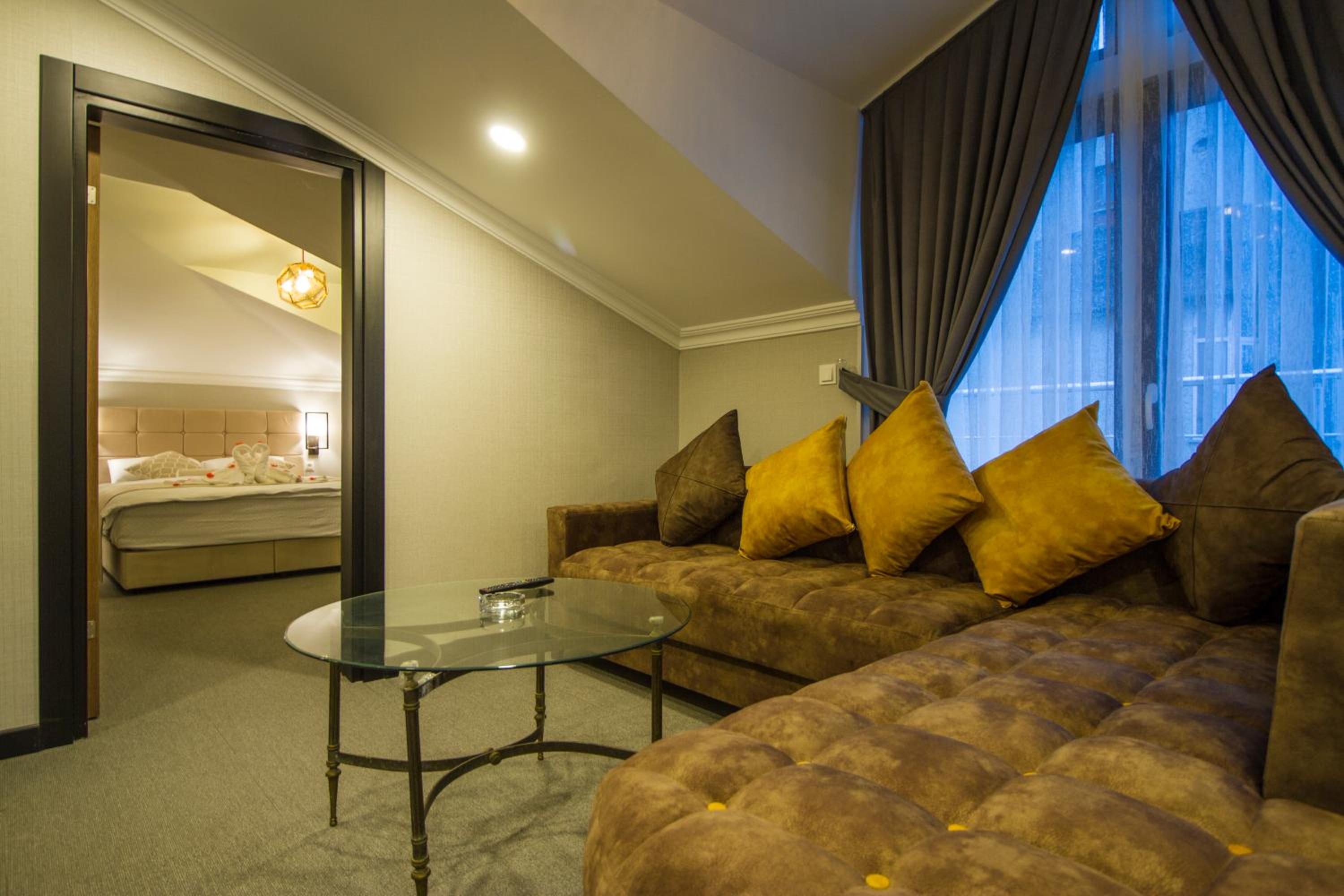Superior Apartment with Terrace - Photo 9