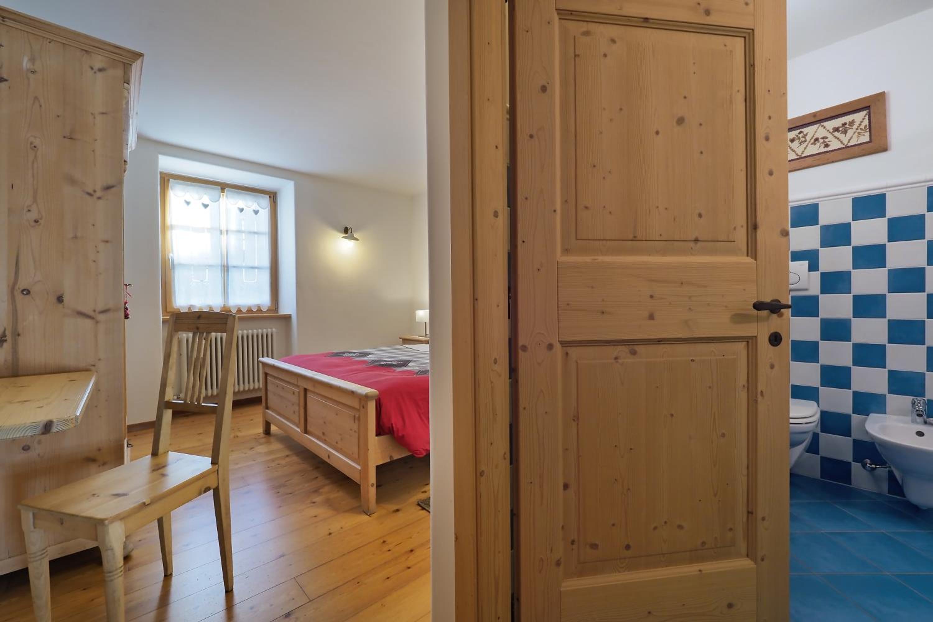 Double Room - Photo 4