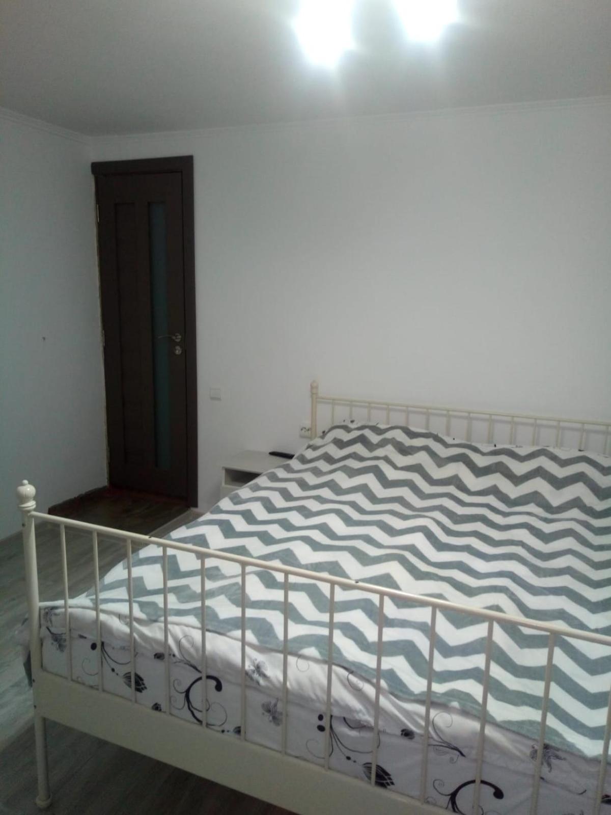 Double Room with Private Bathroom - Photo 13