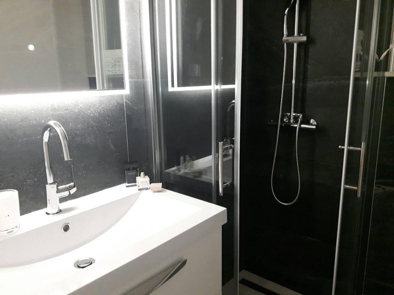 Apartment with Sea View photo 1