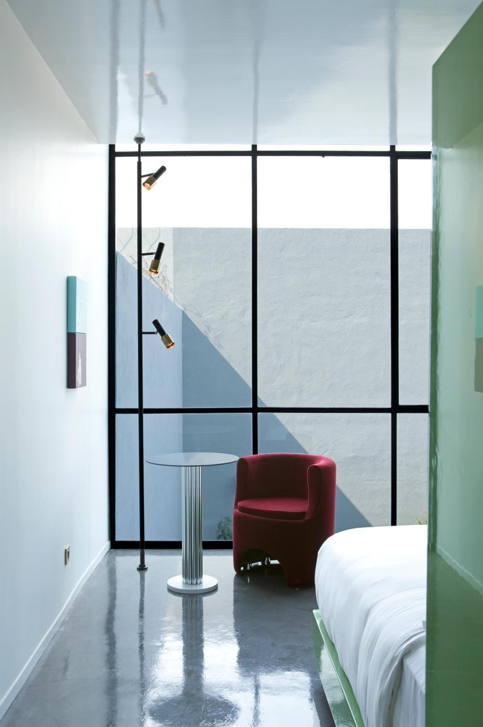 Deluxe King Room - Photo 1