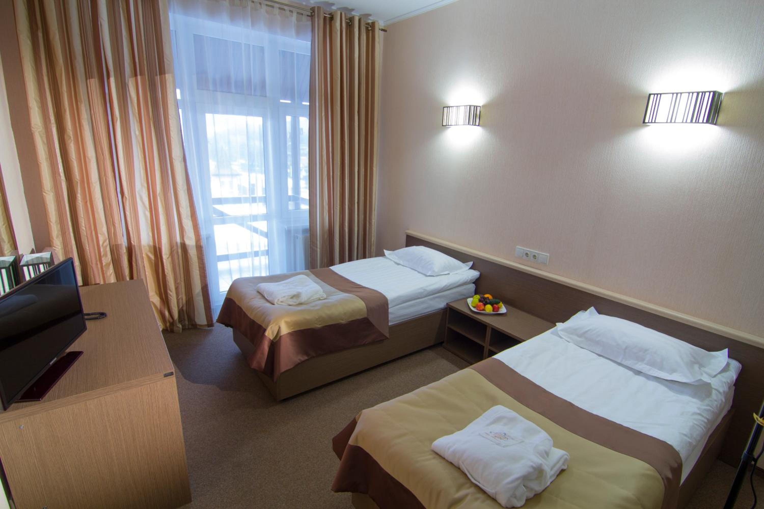 Standard Twin Room photo 2