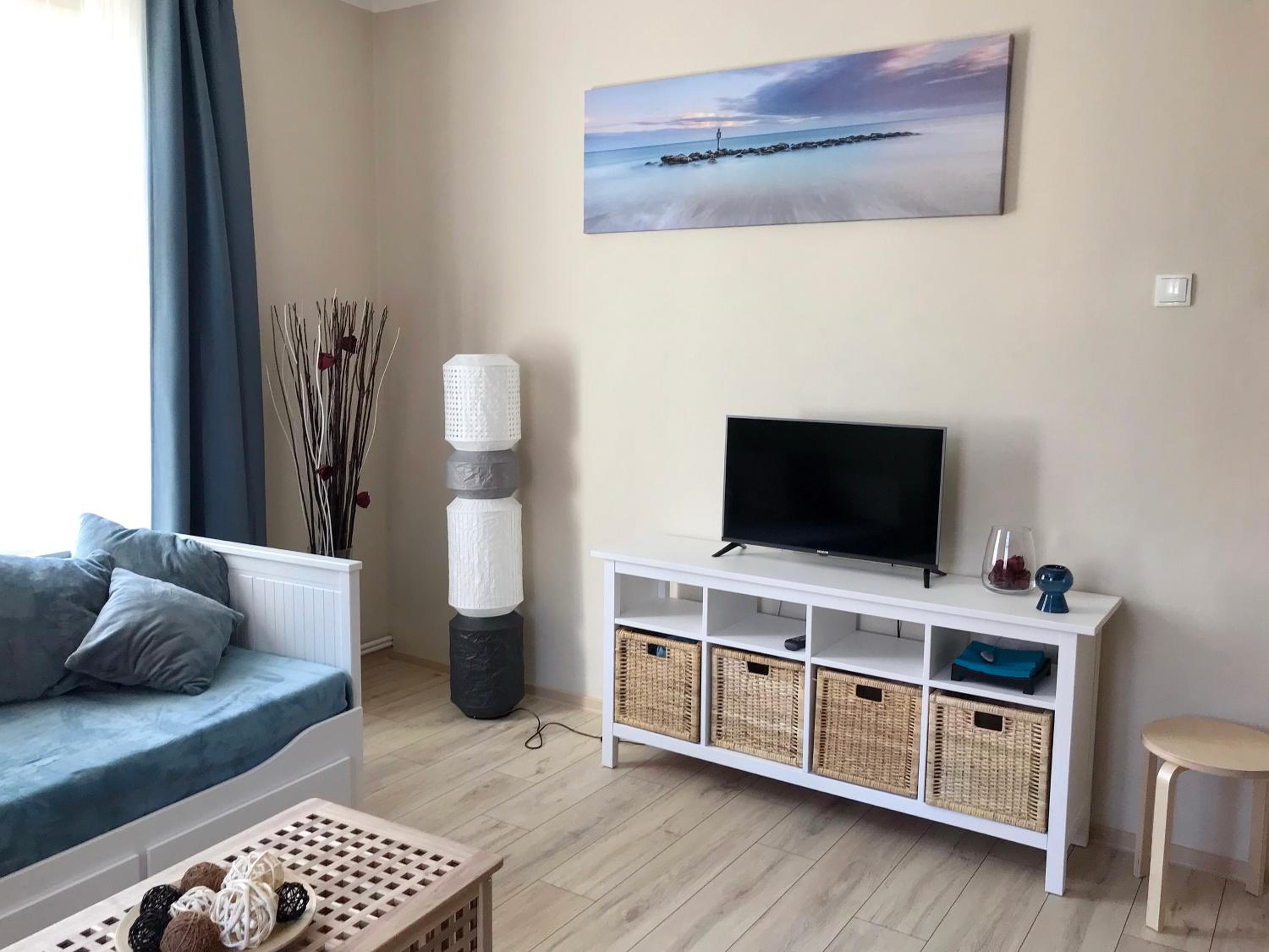 Apartment with City View - Photo 11