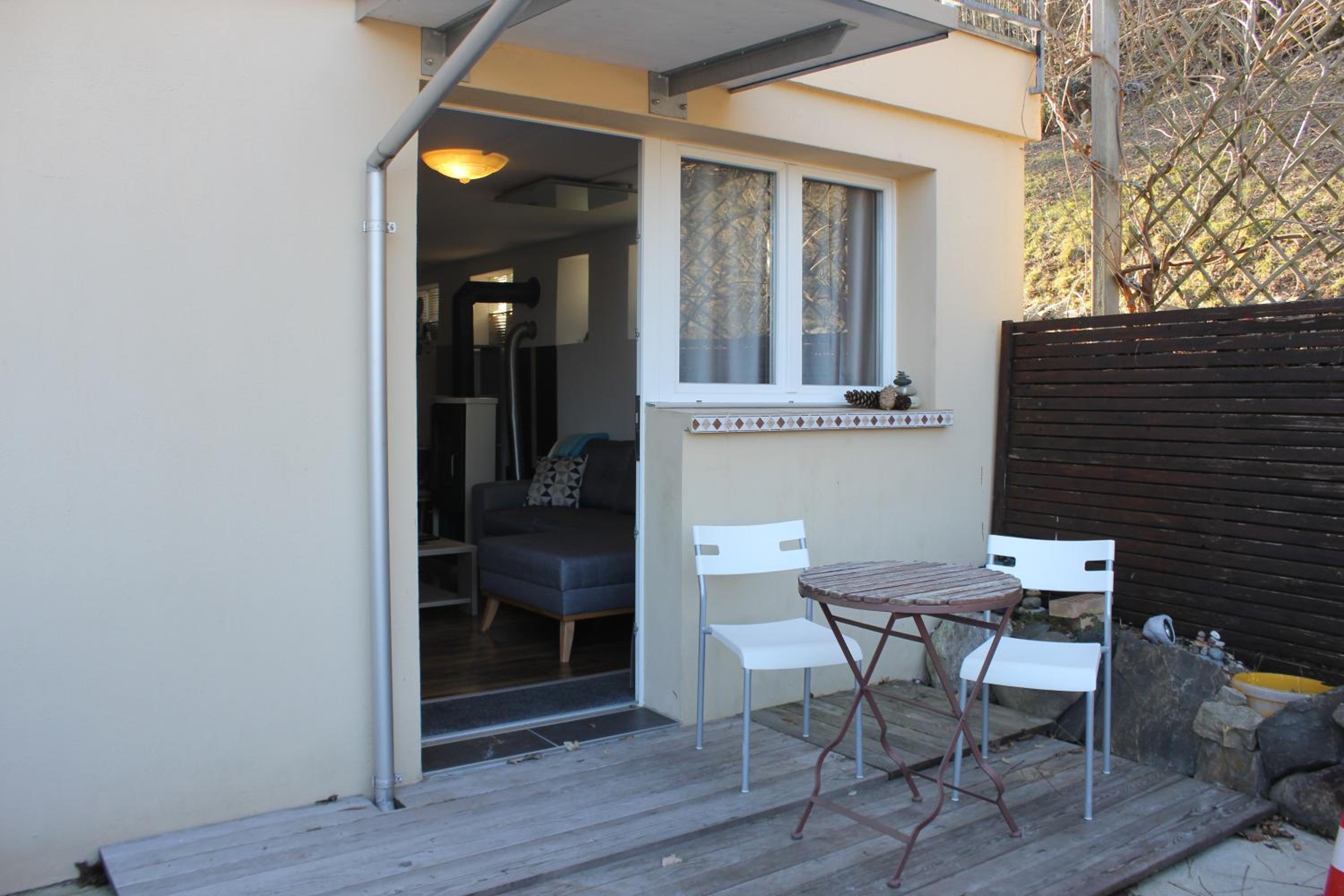 Studio Apartment photo 2