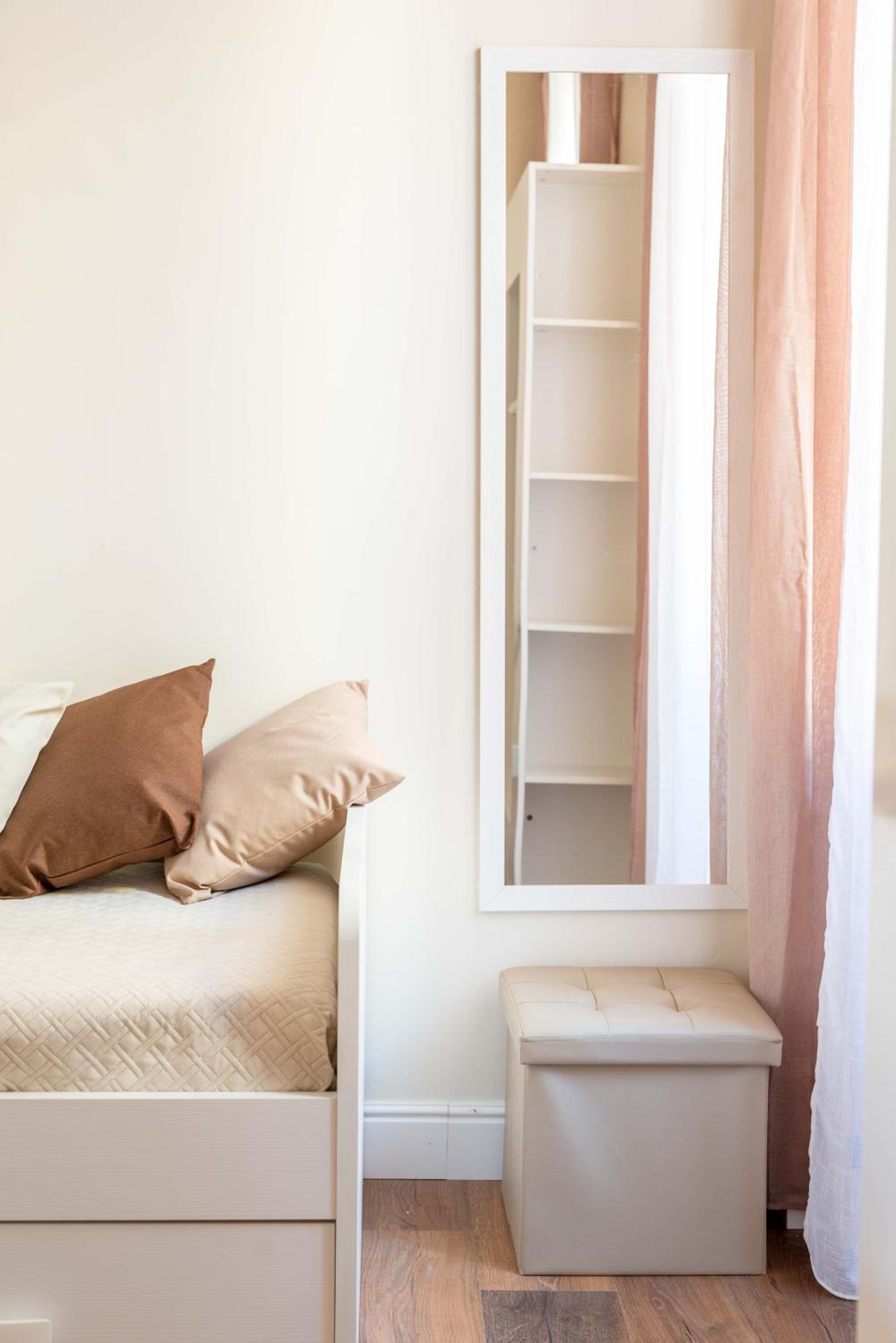 Single Room photo 2