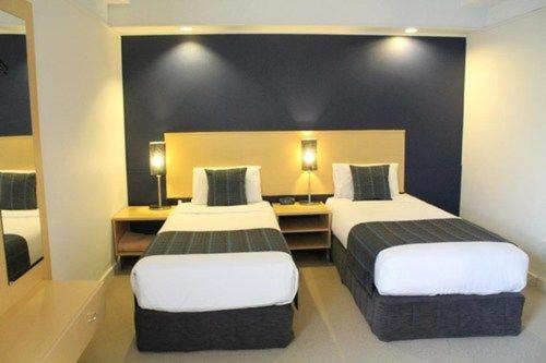 Standard Twin Room - Photo 1