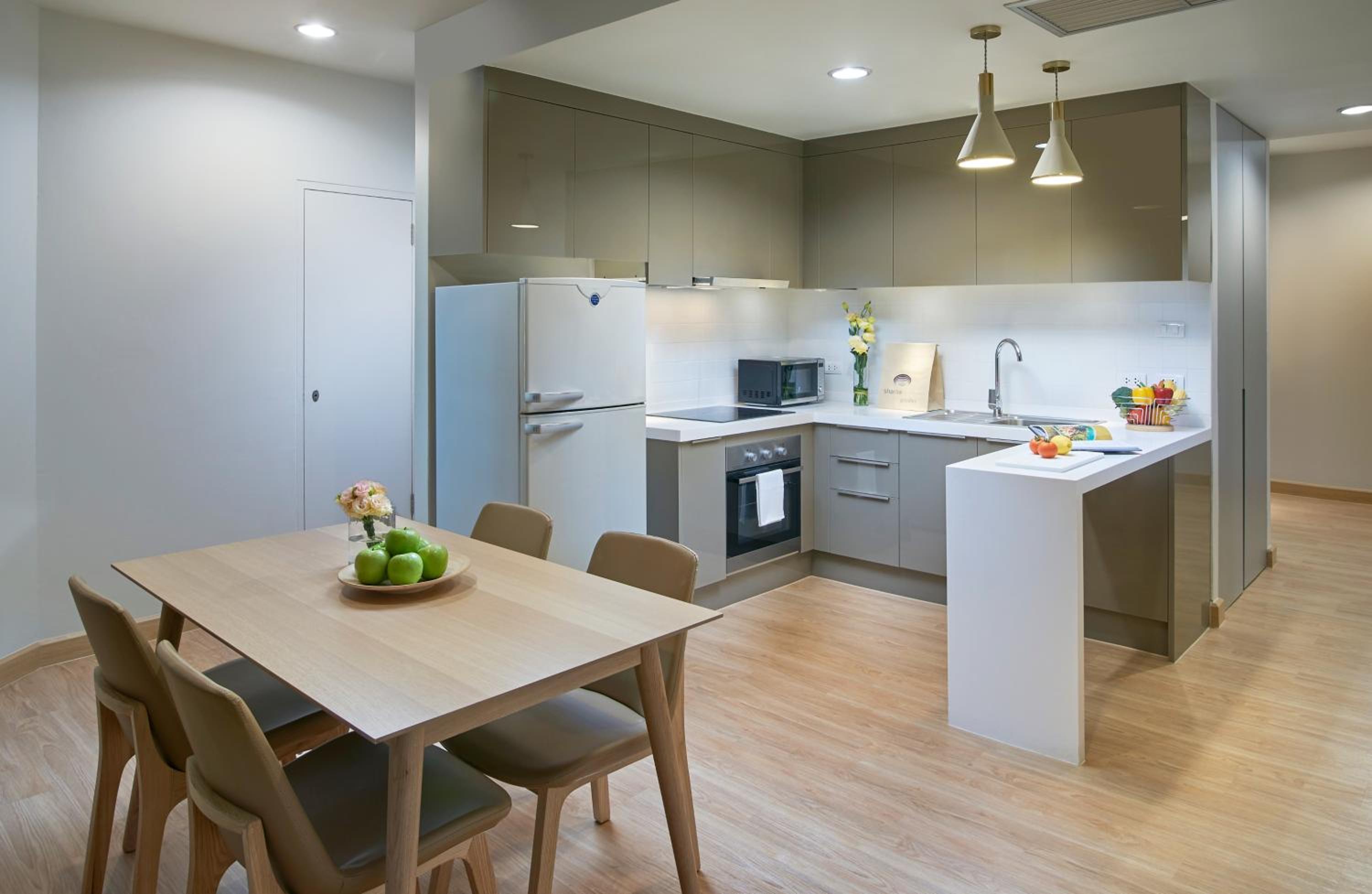 Two Bedroom Deluxe thumbnail 5