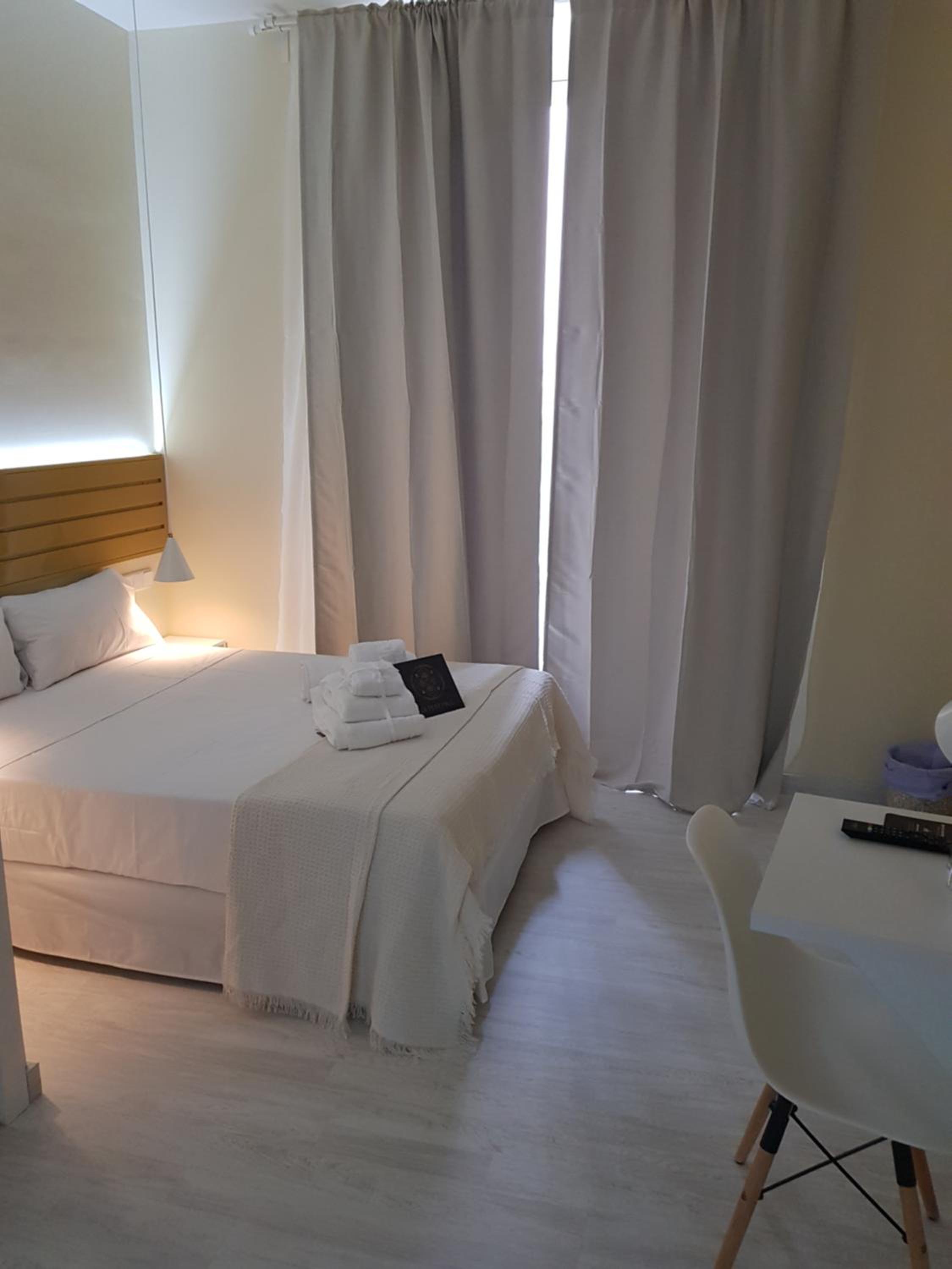 Double Room with Balcony photo 2