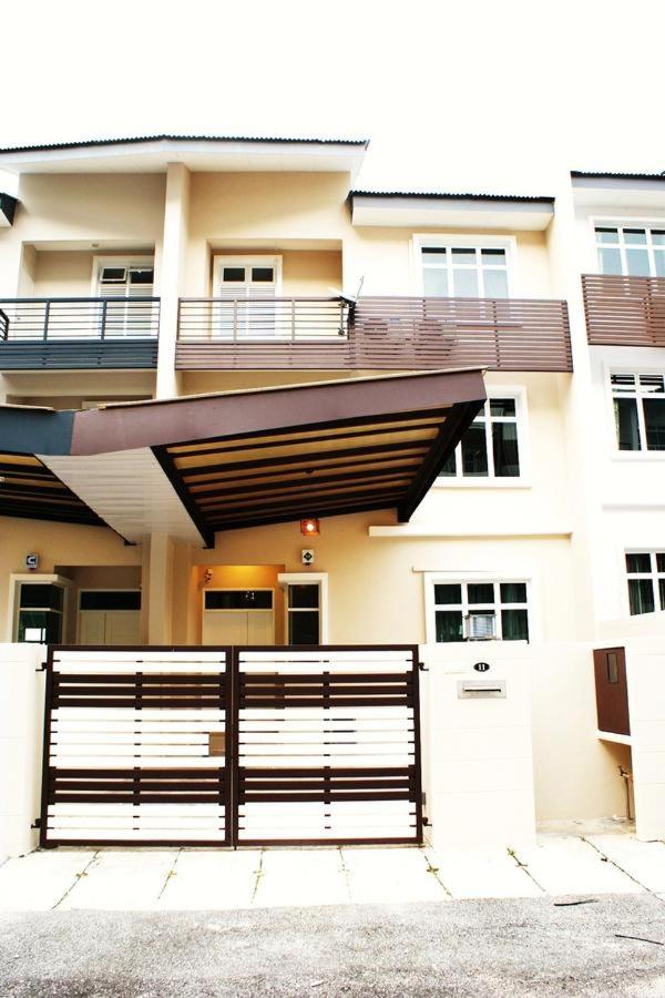 Villa with Sea View - Photo 7