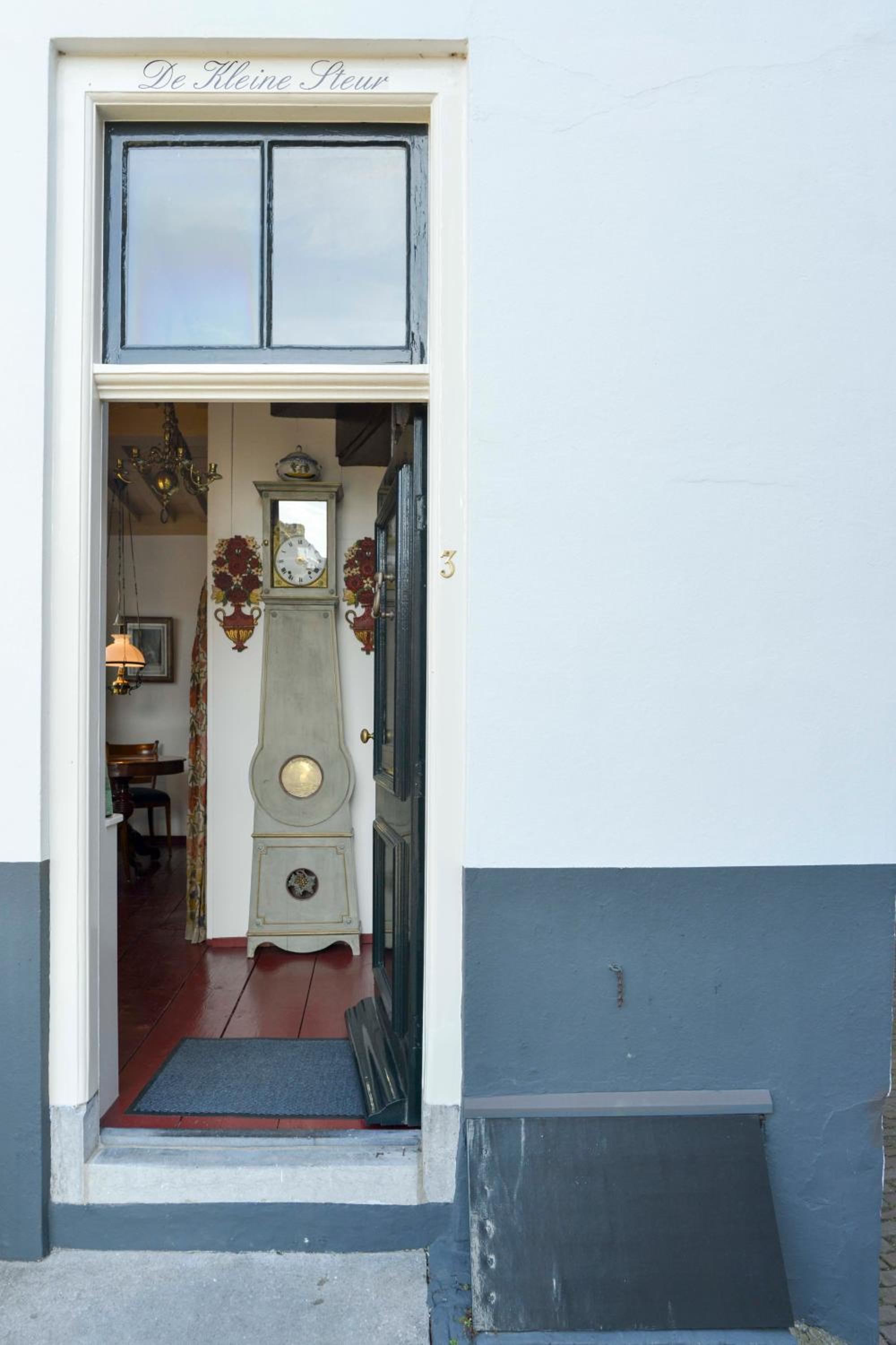 One-Bedroom House photo 2