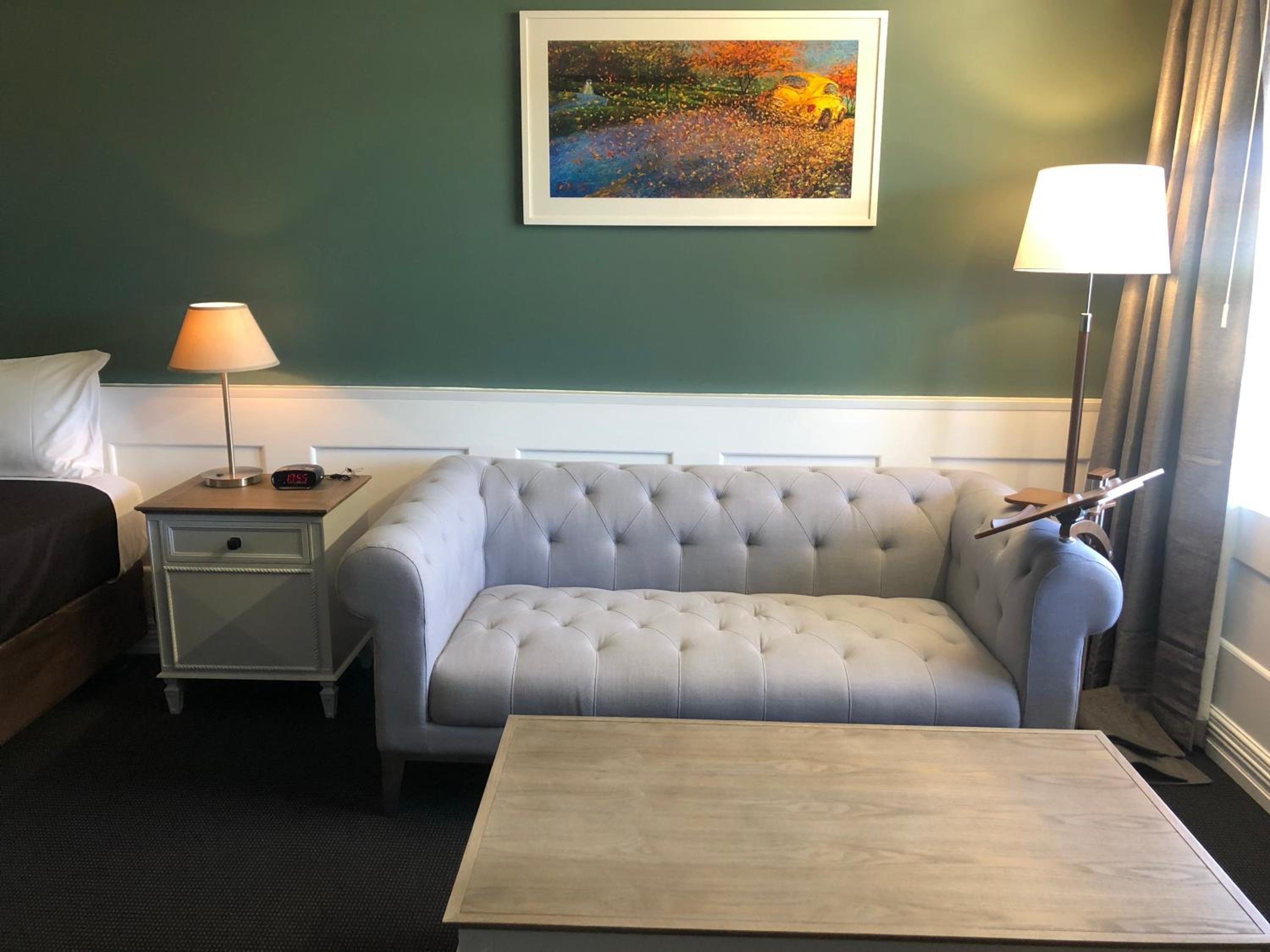 Heritage Queen Room - Photo 14