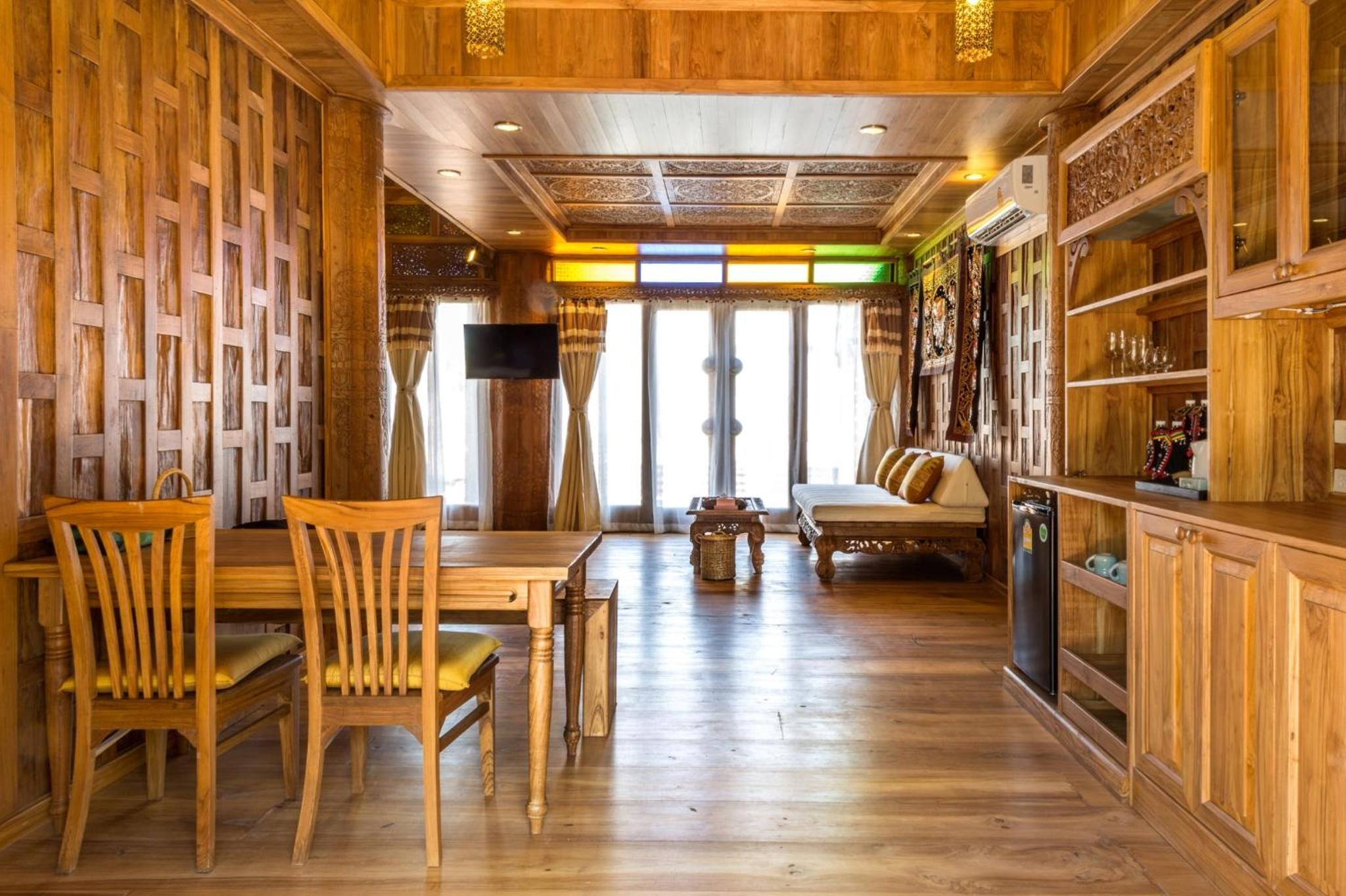 Two Bedroom Pool Villa Plus Round Trip Phuket Airport Transfer - Photo 7