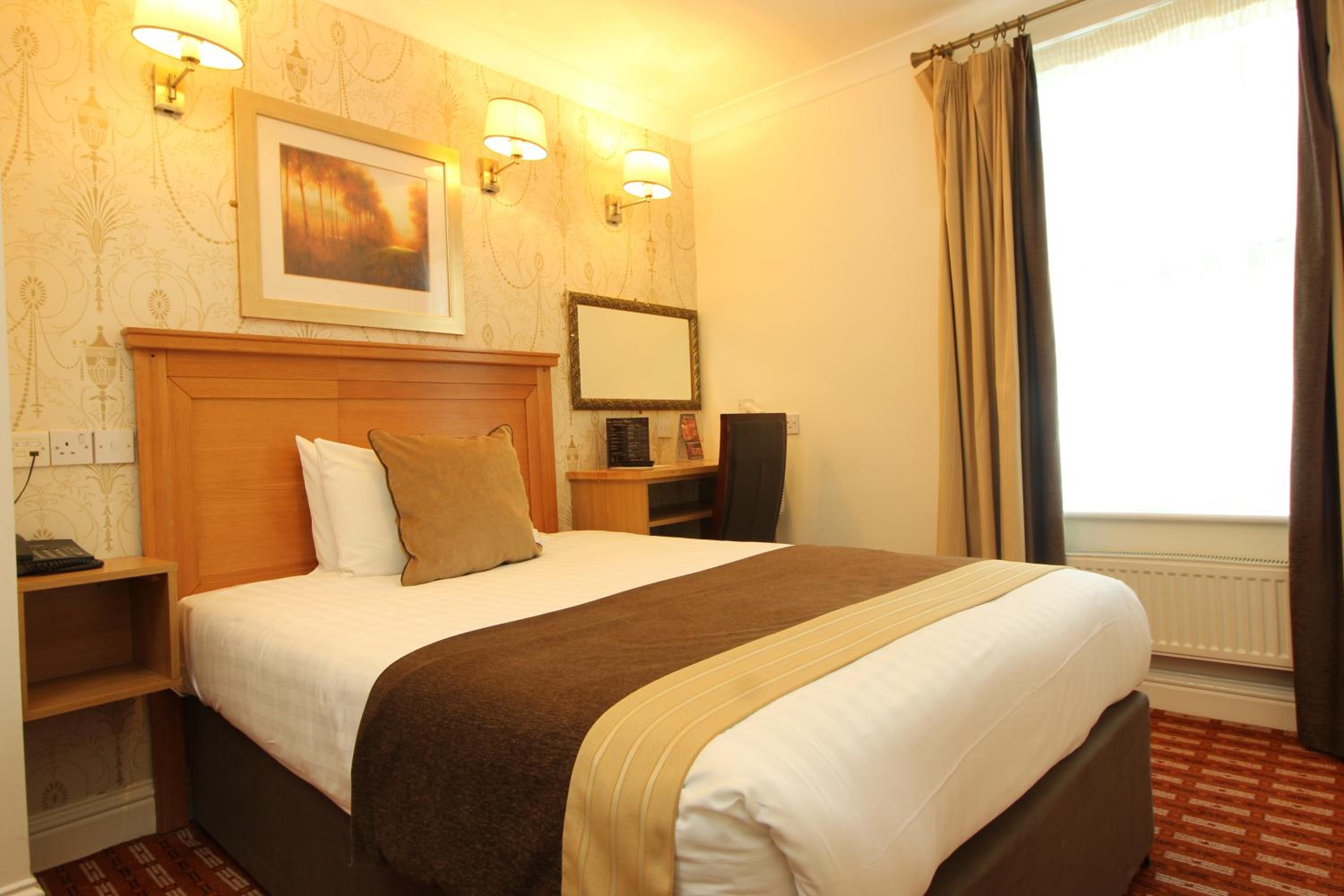 Single Room photo 2