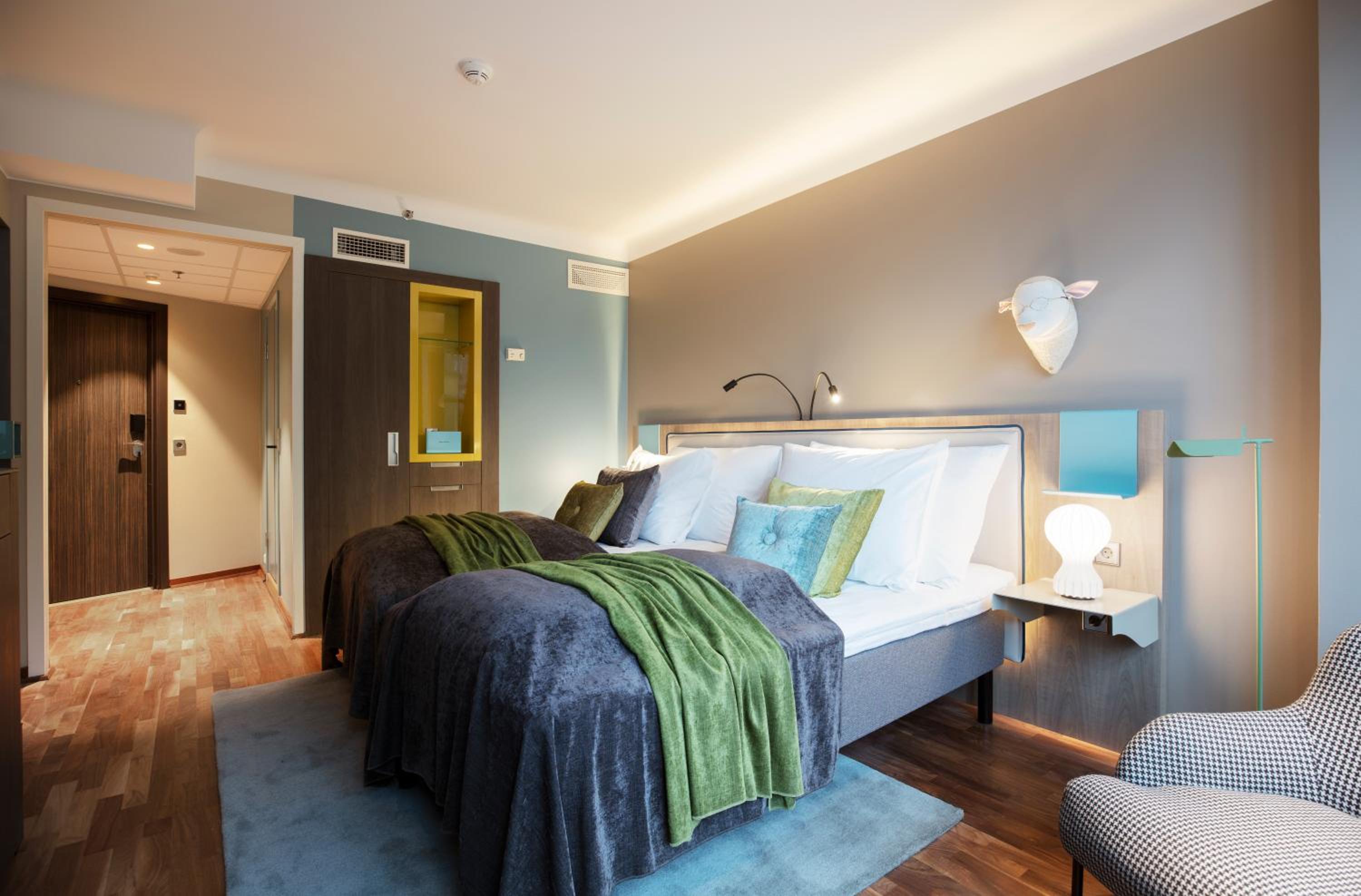 Small Twin Room