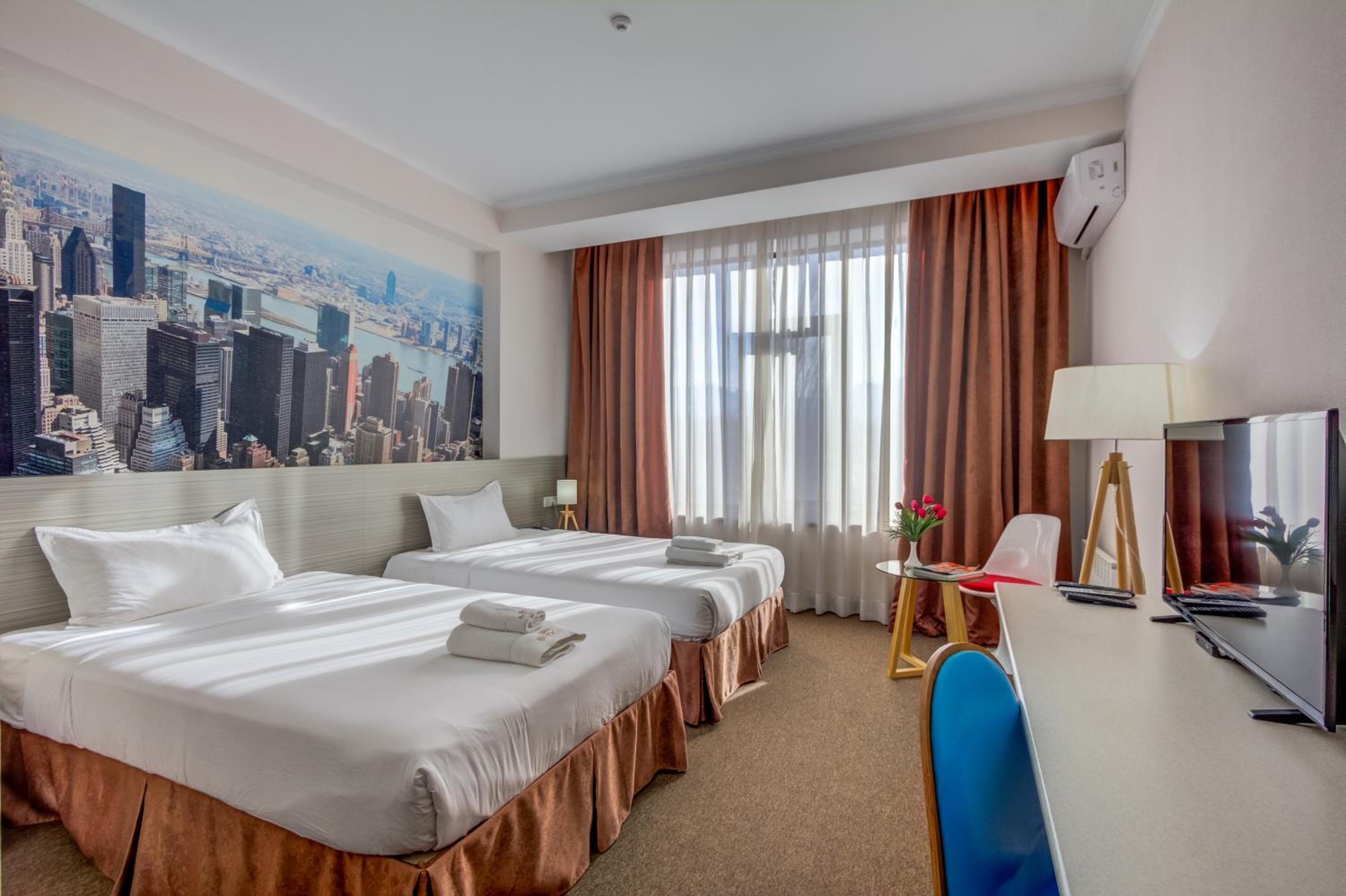 Double or Twin Room with Bathroom