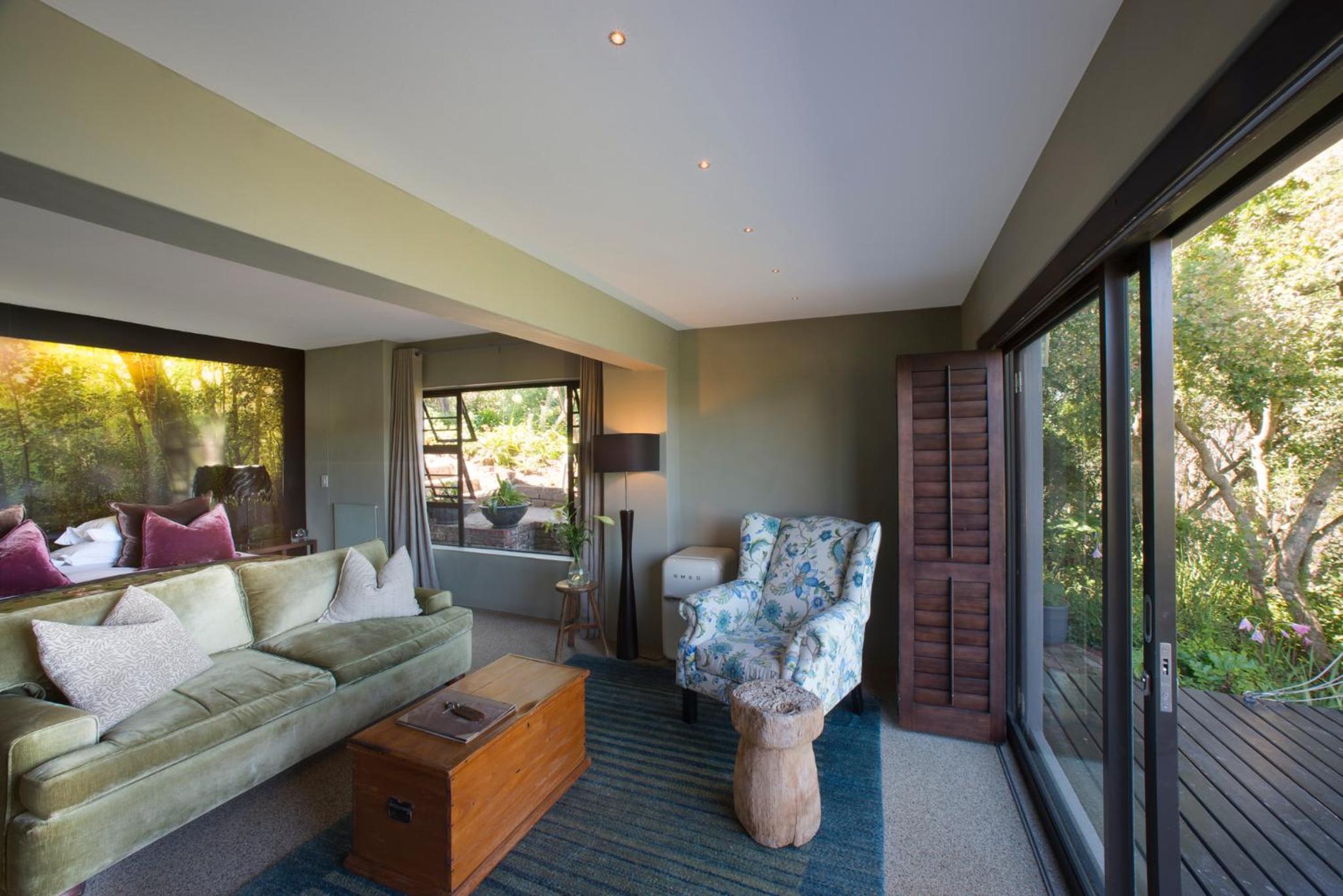 Executive Suite - Photo 4