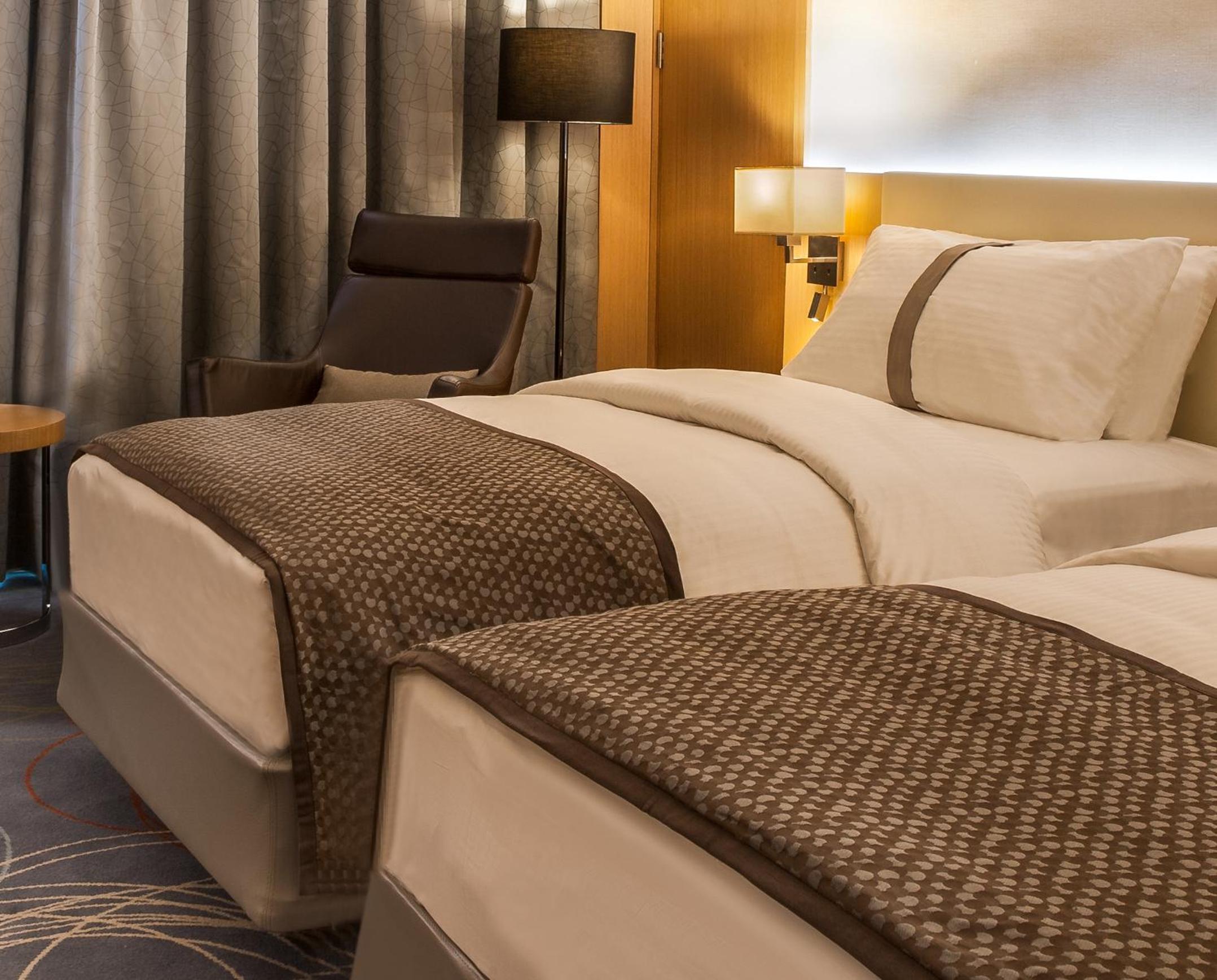 Superior Twin Room - Photo 3