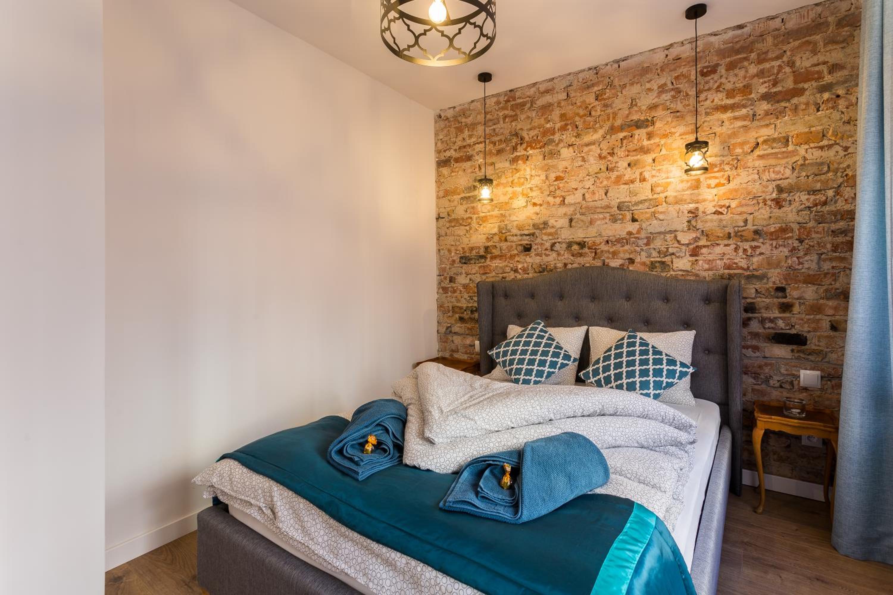 One-Bedroom Apartment - Photo 10
