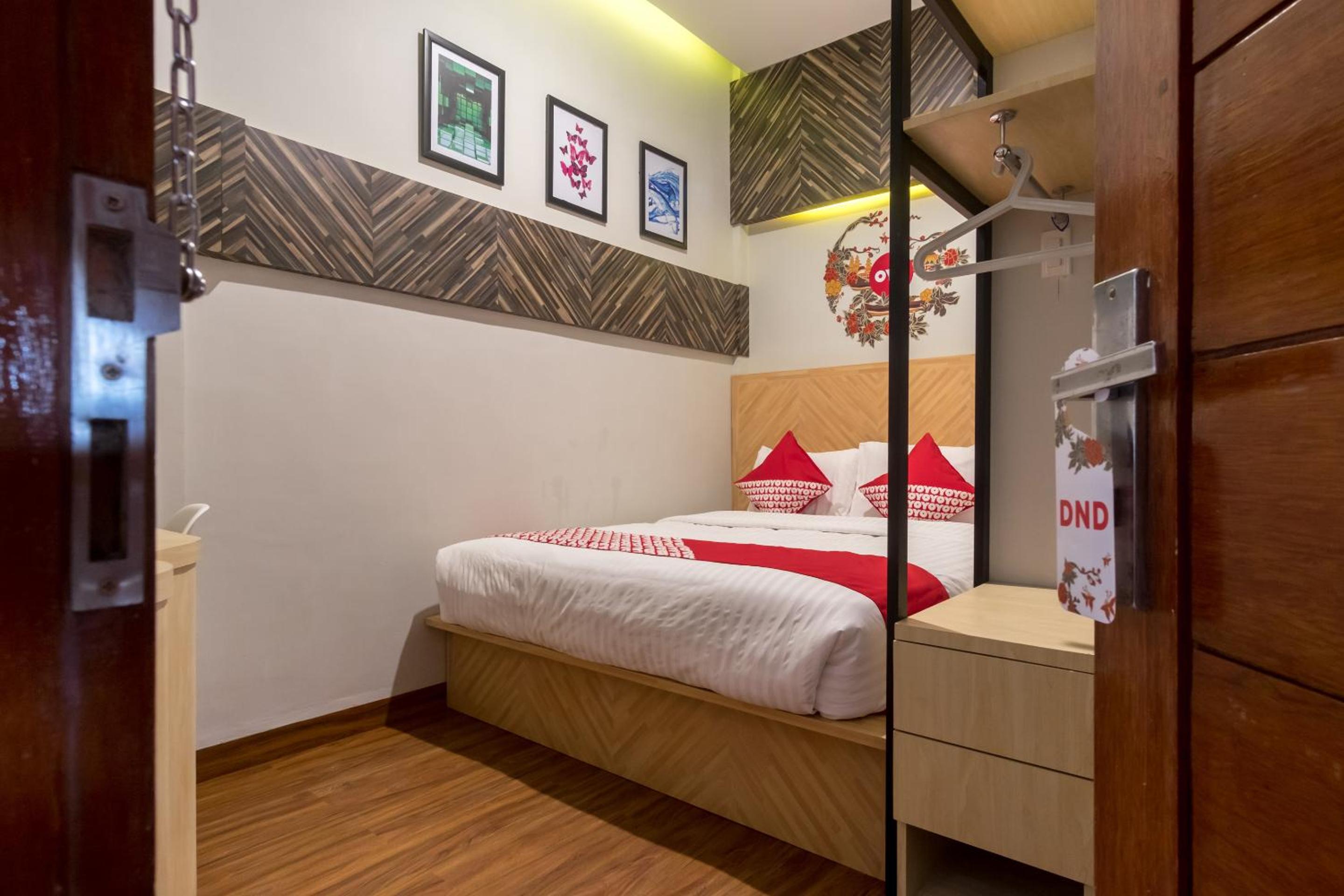 Standard Double Room - Photo 15