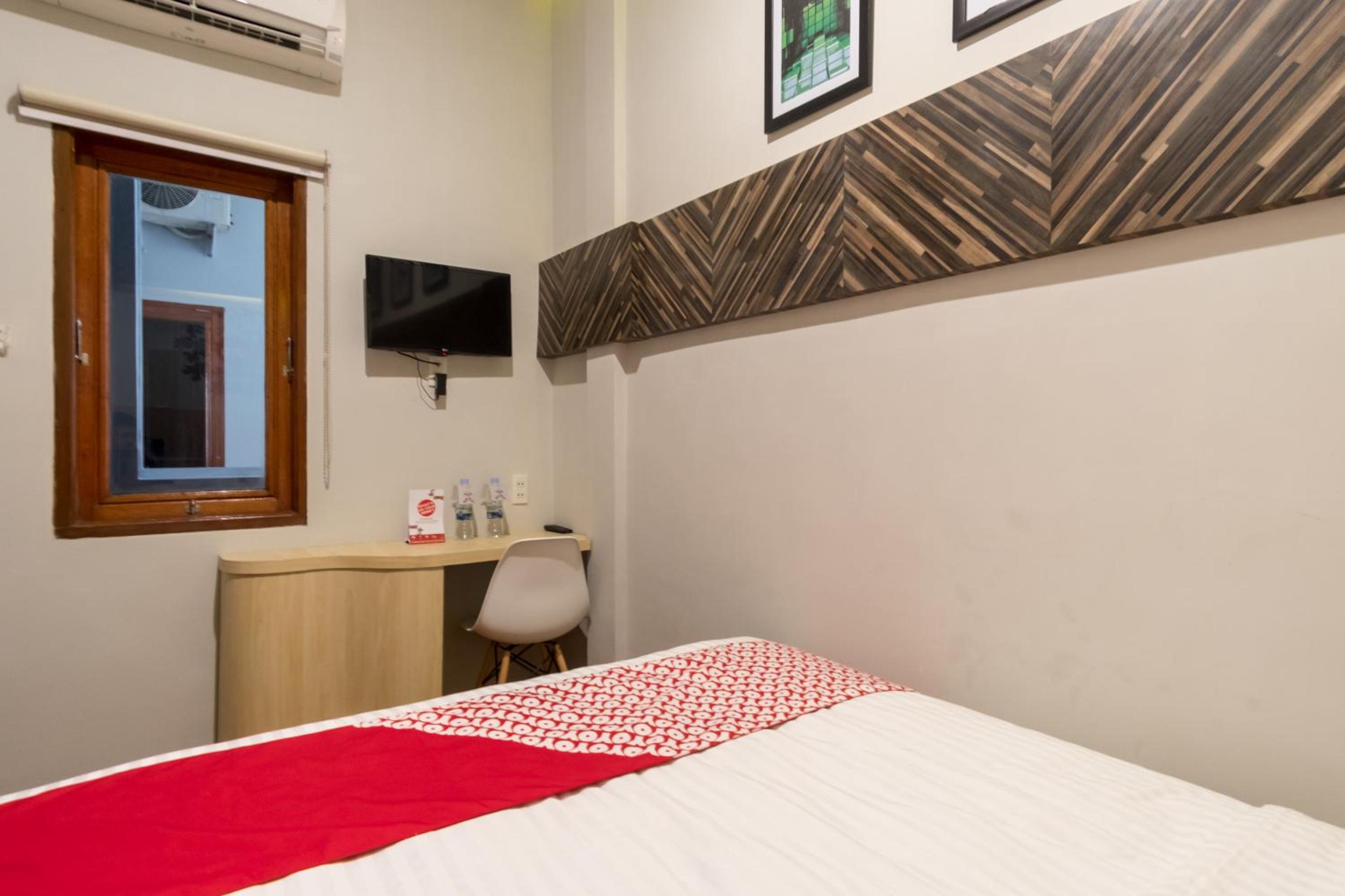 Standard Double Room - Photo 10