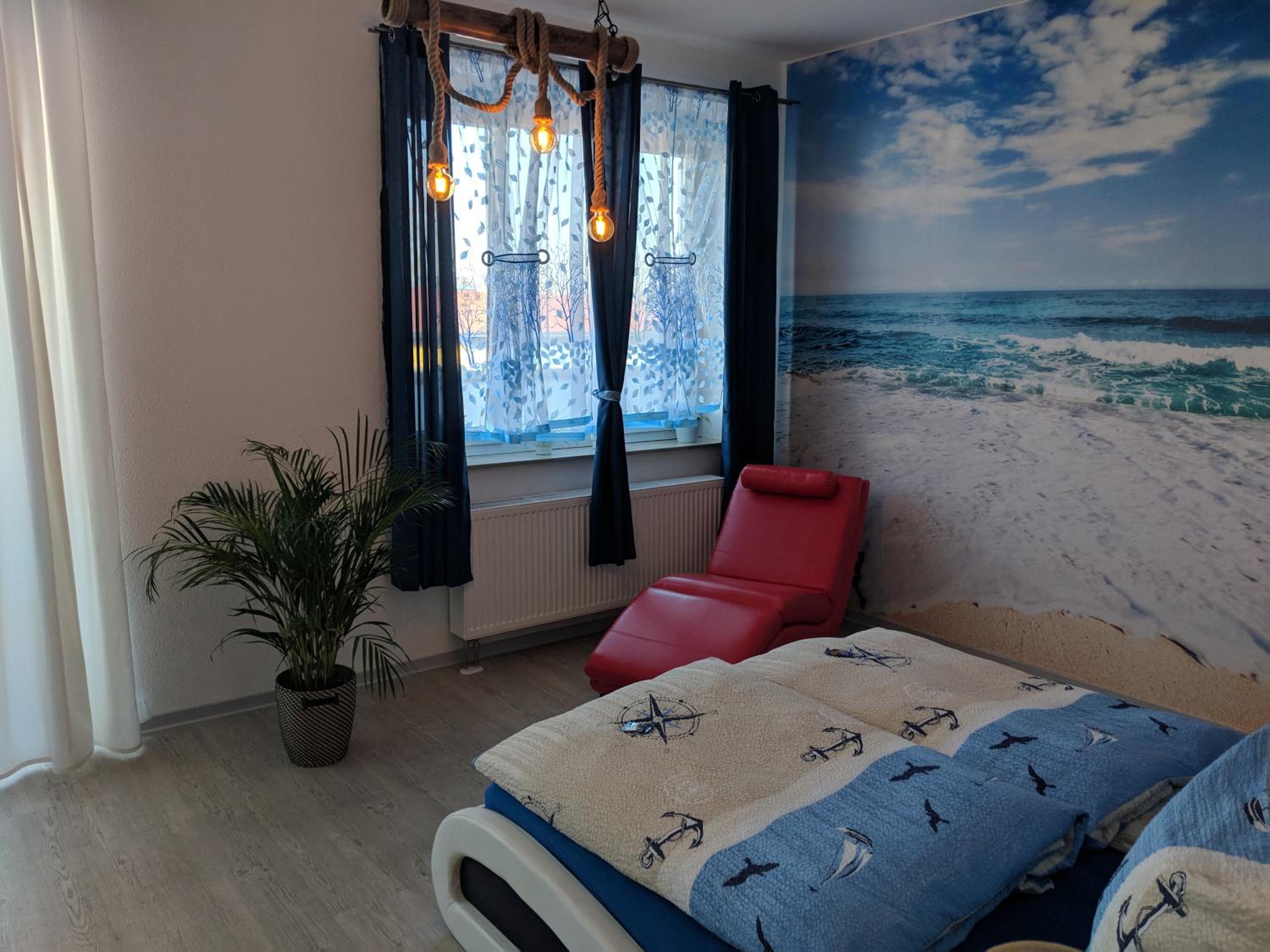 Single Room - Disability Access photo 3