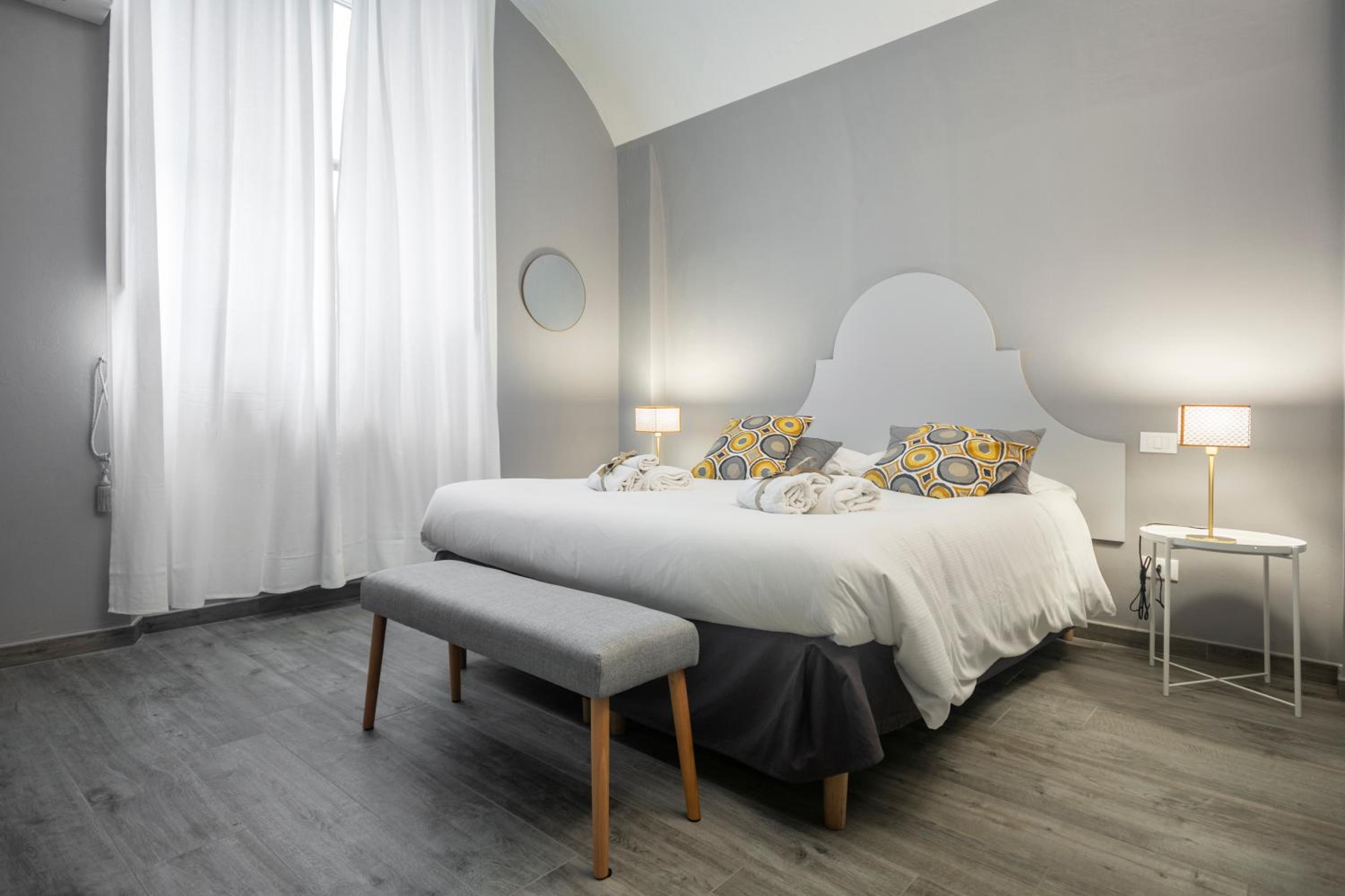 Double Room - Photo 2