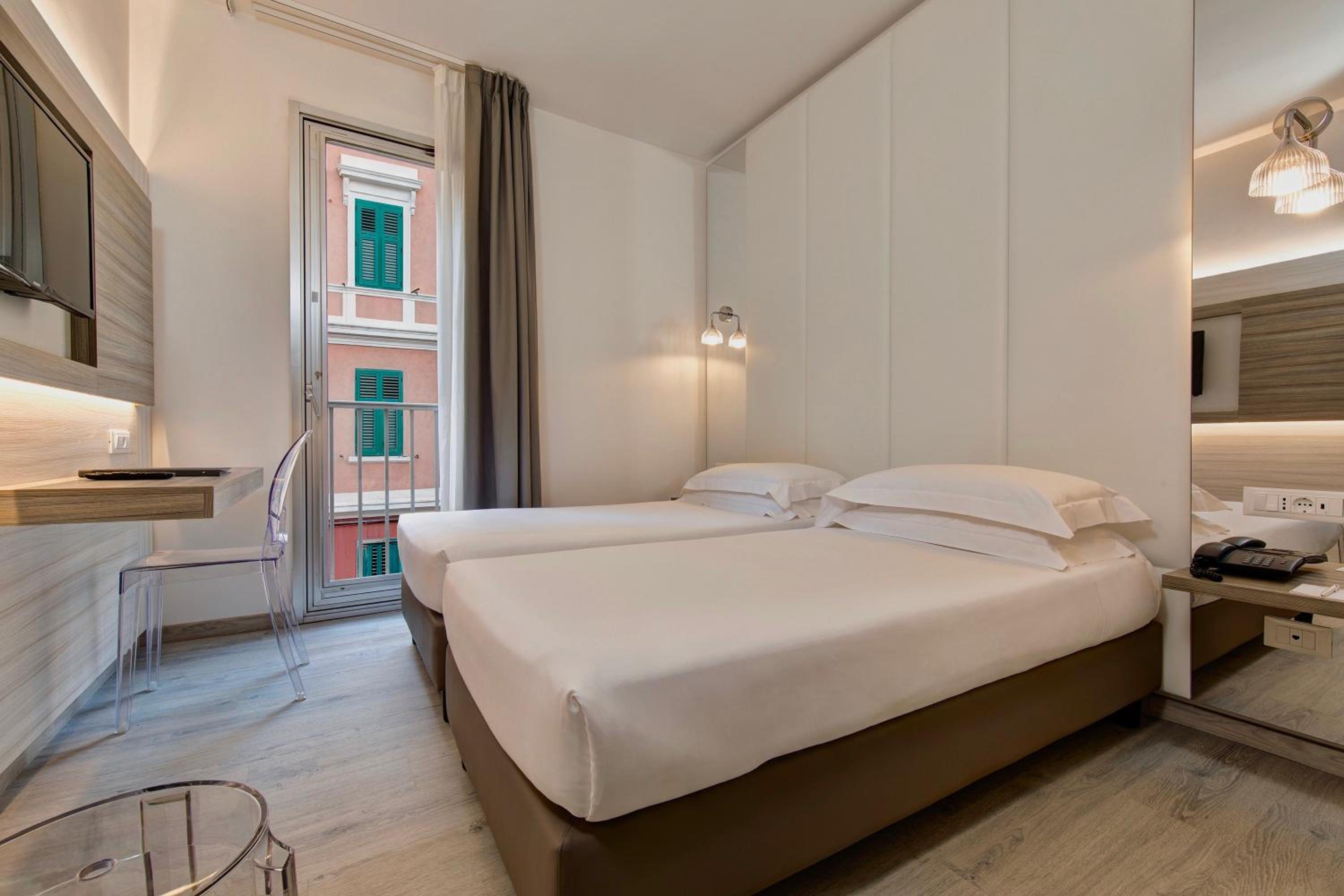 Comfort Twin Room - Photo 1