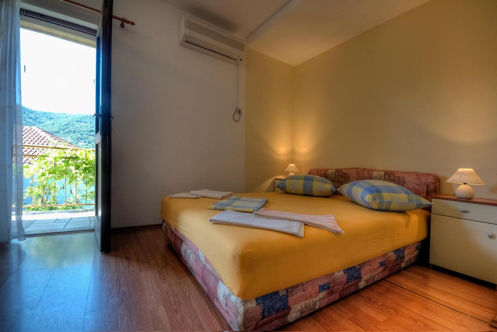 Studio Apartment with Sea View
