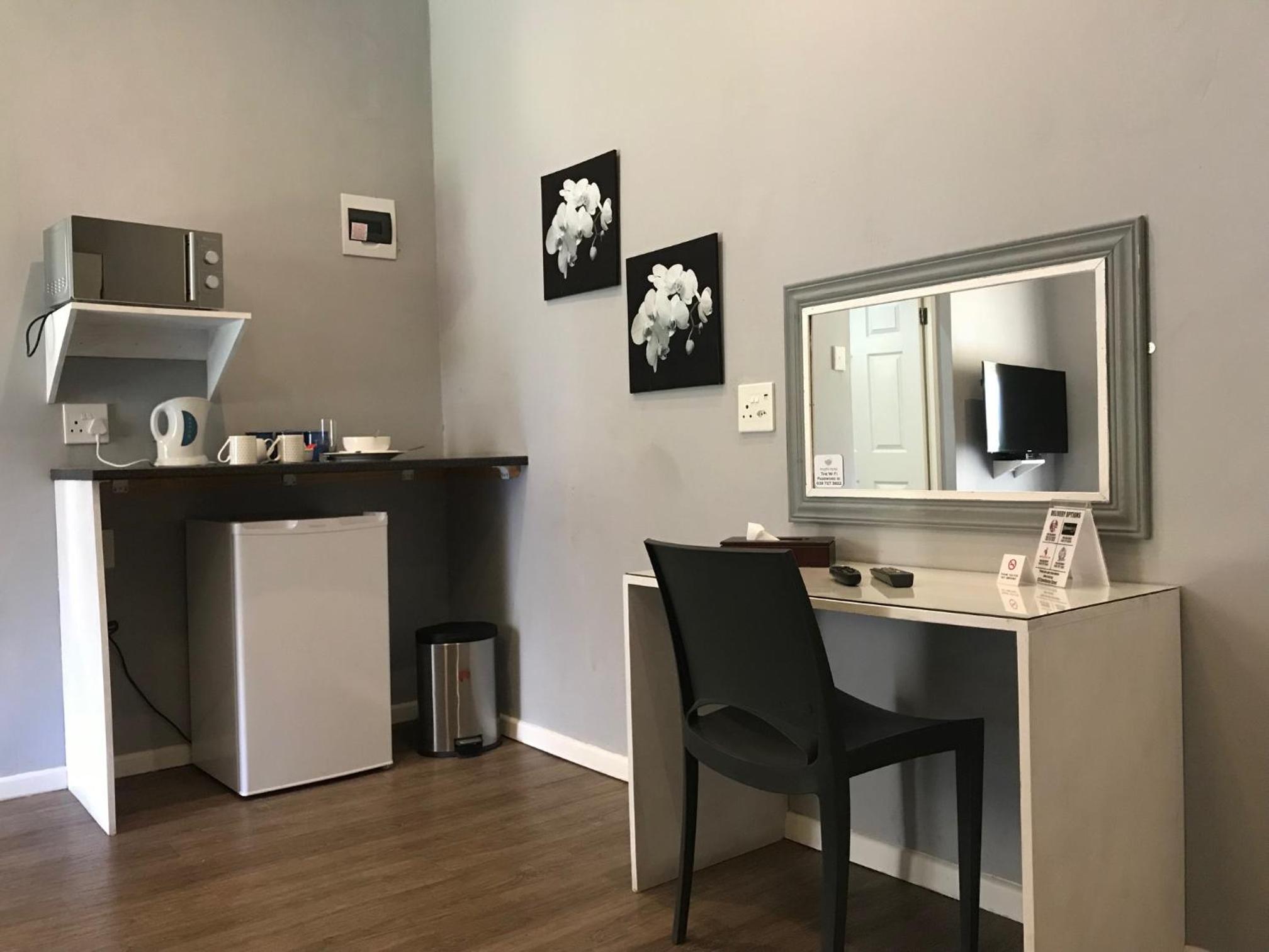 Business Queen Room - Photo 2
