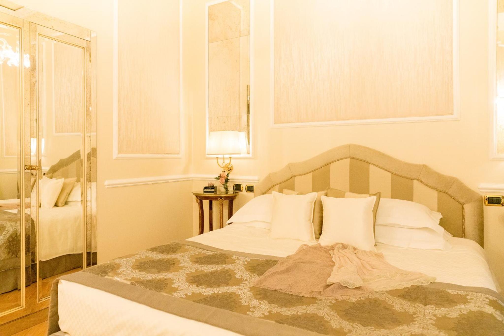 Superior Double Room - Photo 1