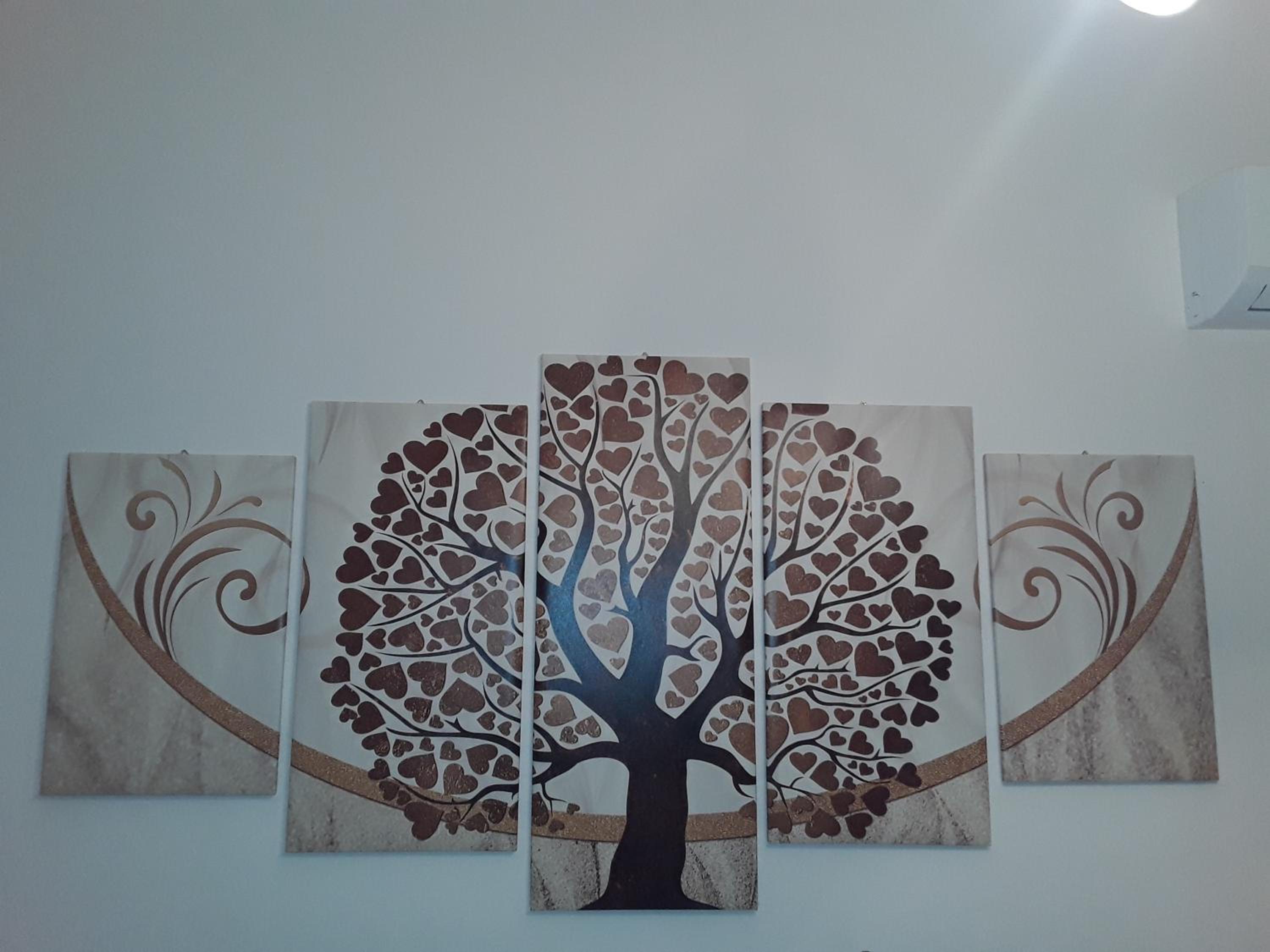 Queen Room photo 2